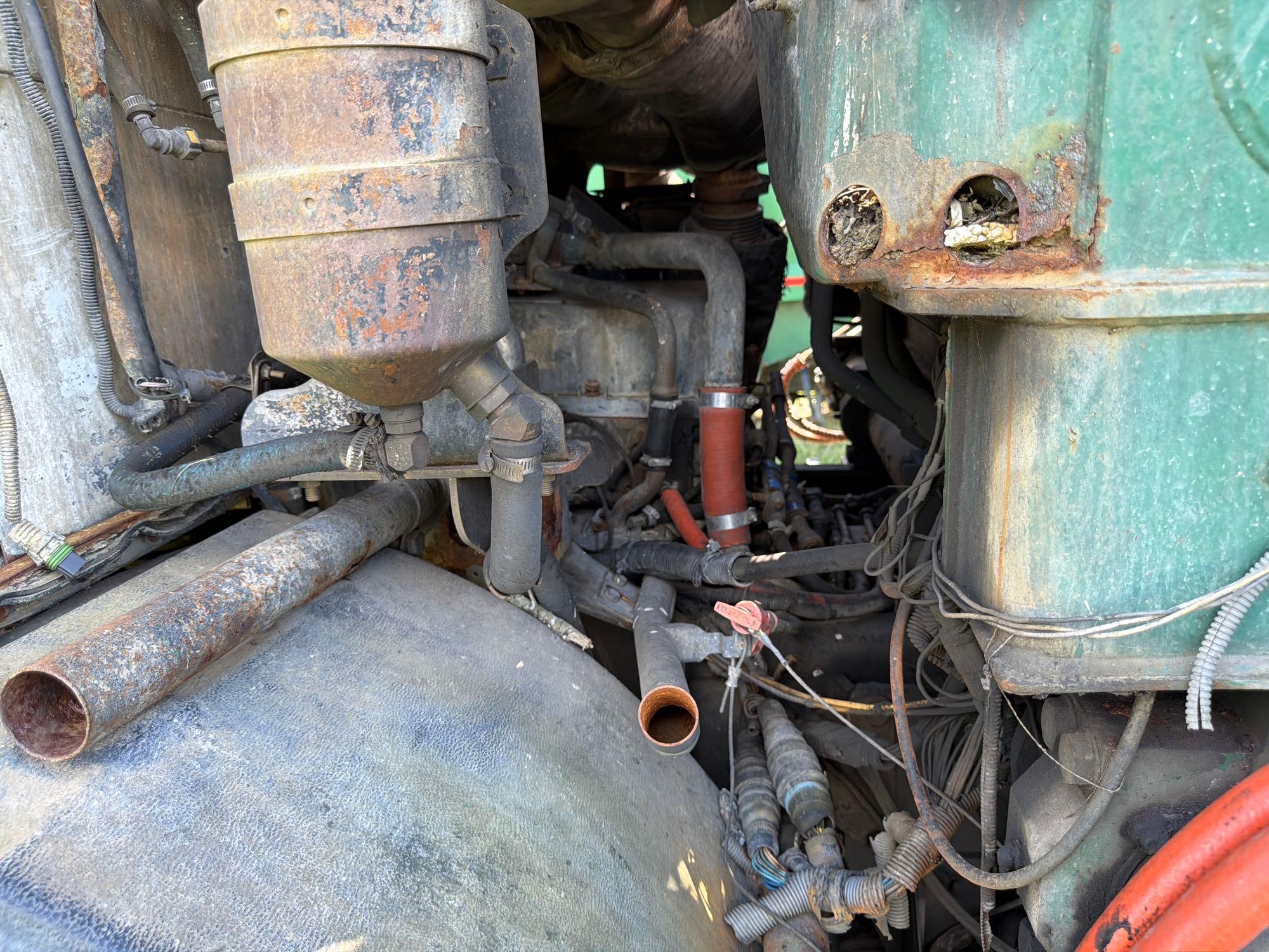 2013 Mack 613