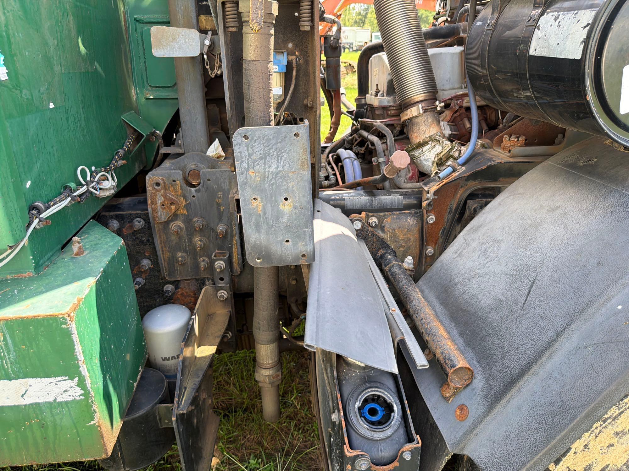 2014 Mack 613