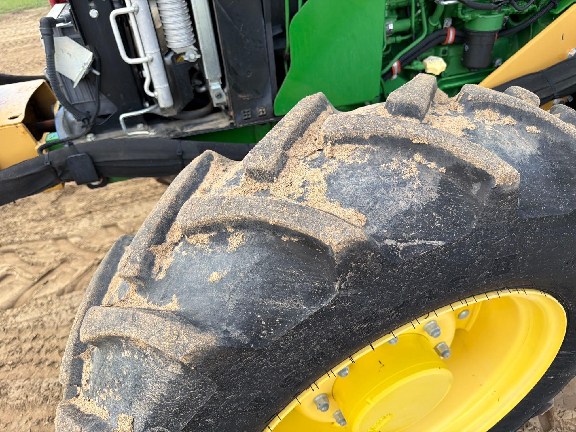 John Deere 5100E