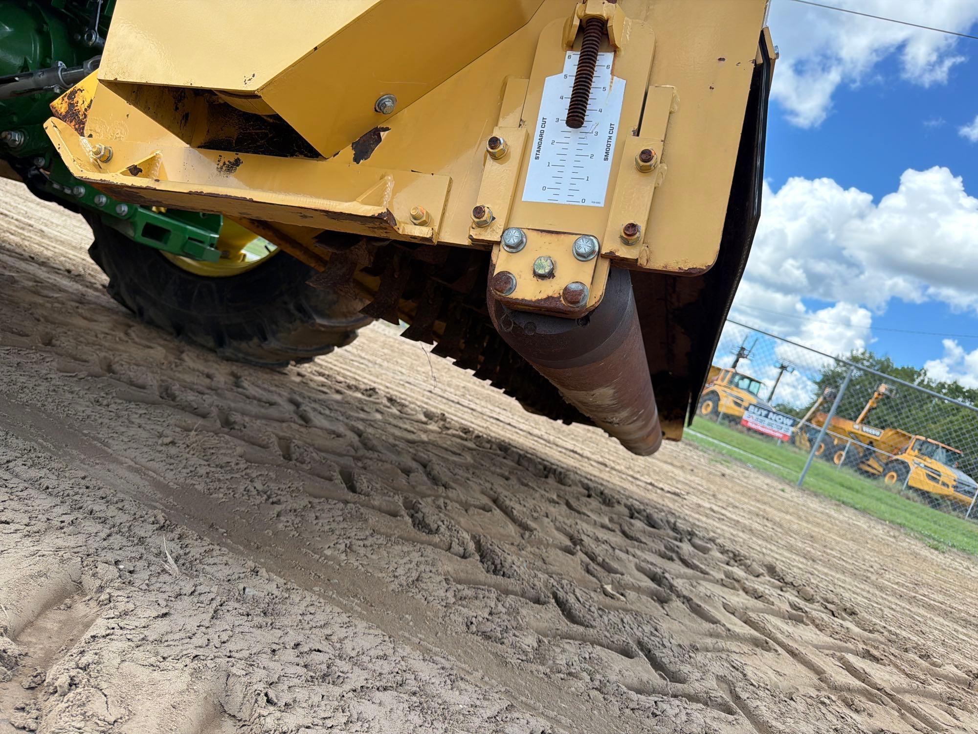 John Deere 5100E