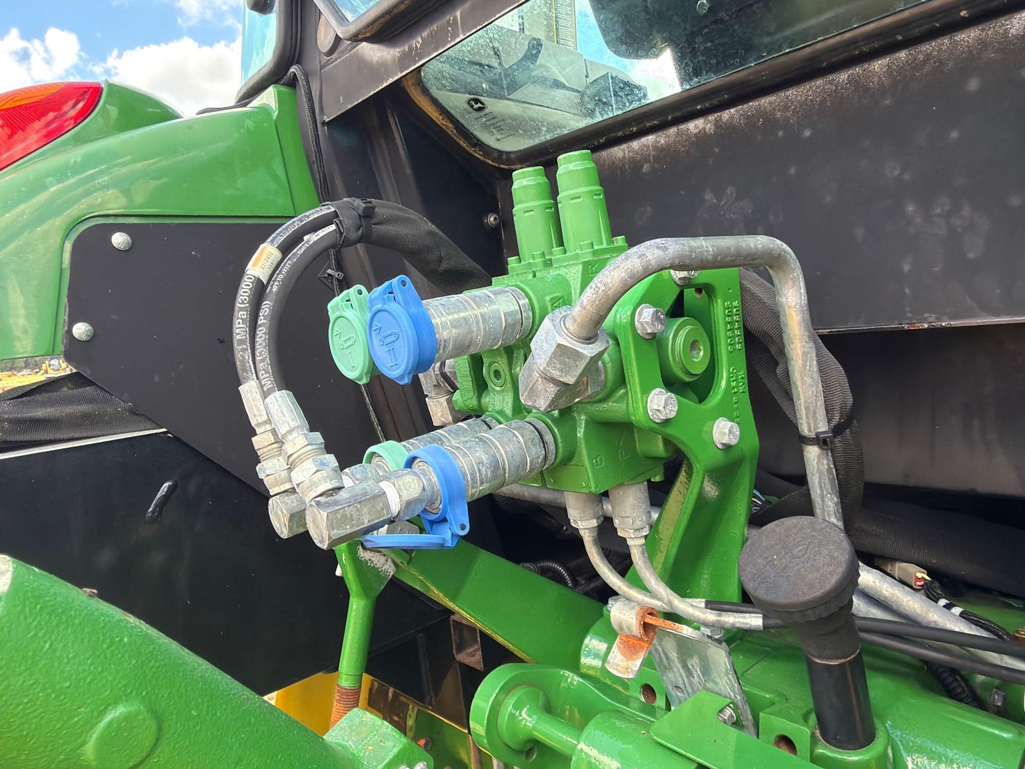 John Deere 5100E
