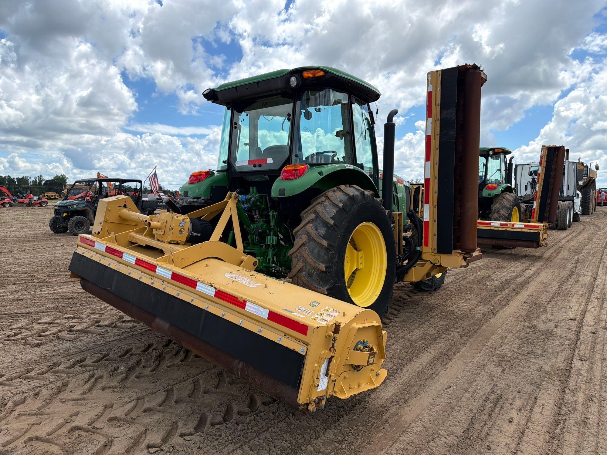 John Deere 5100E
