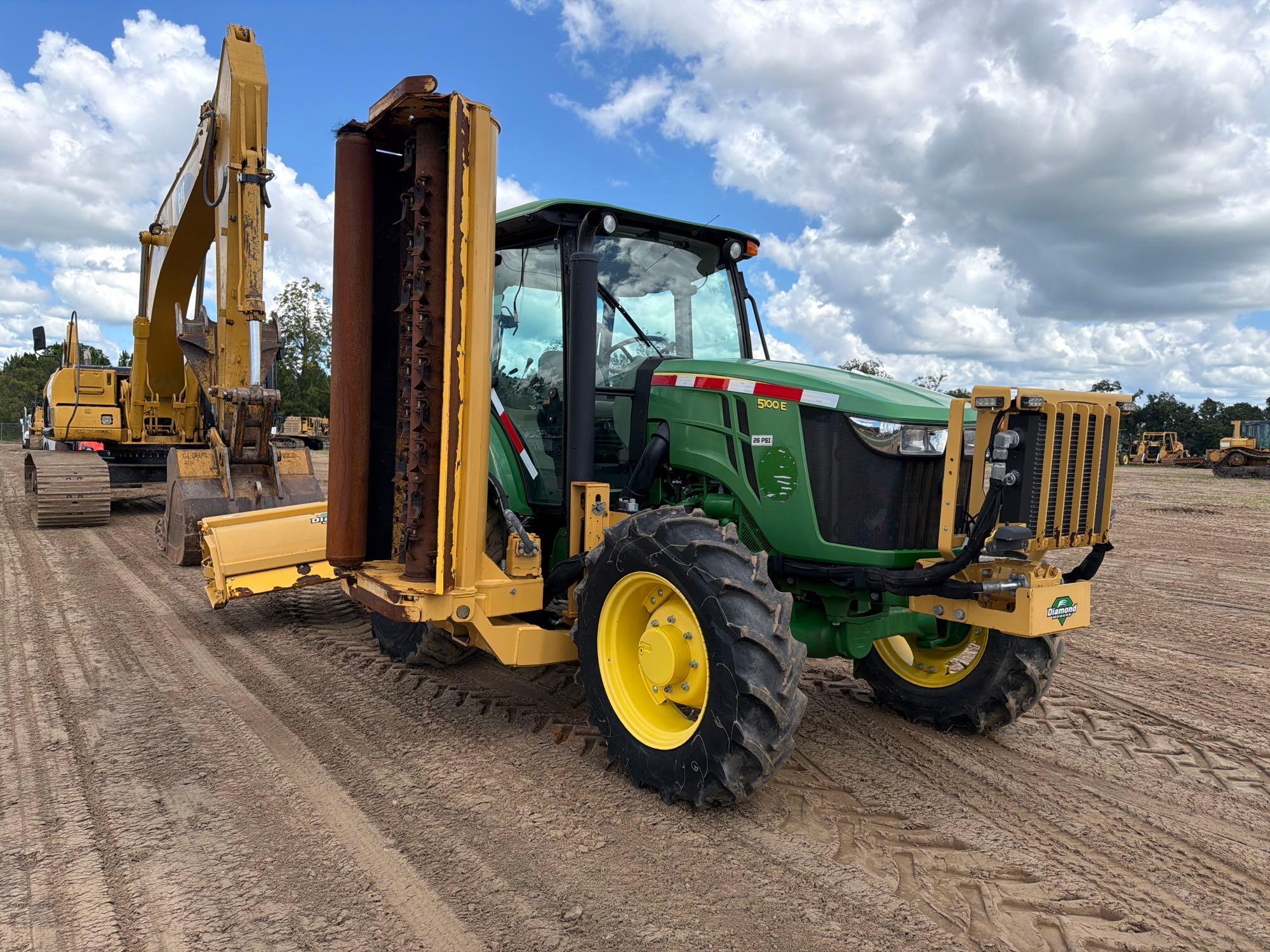 John Deere 5100E
