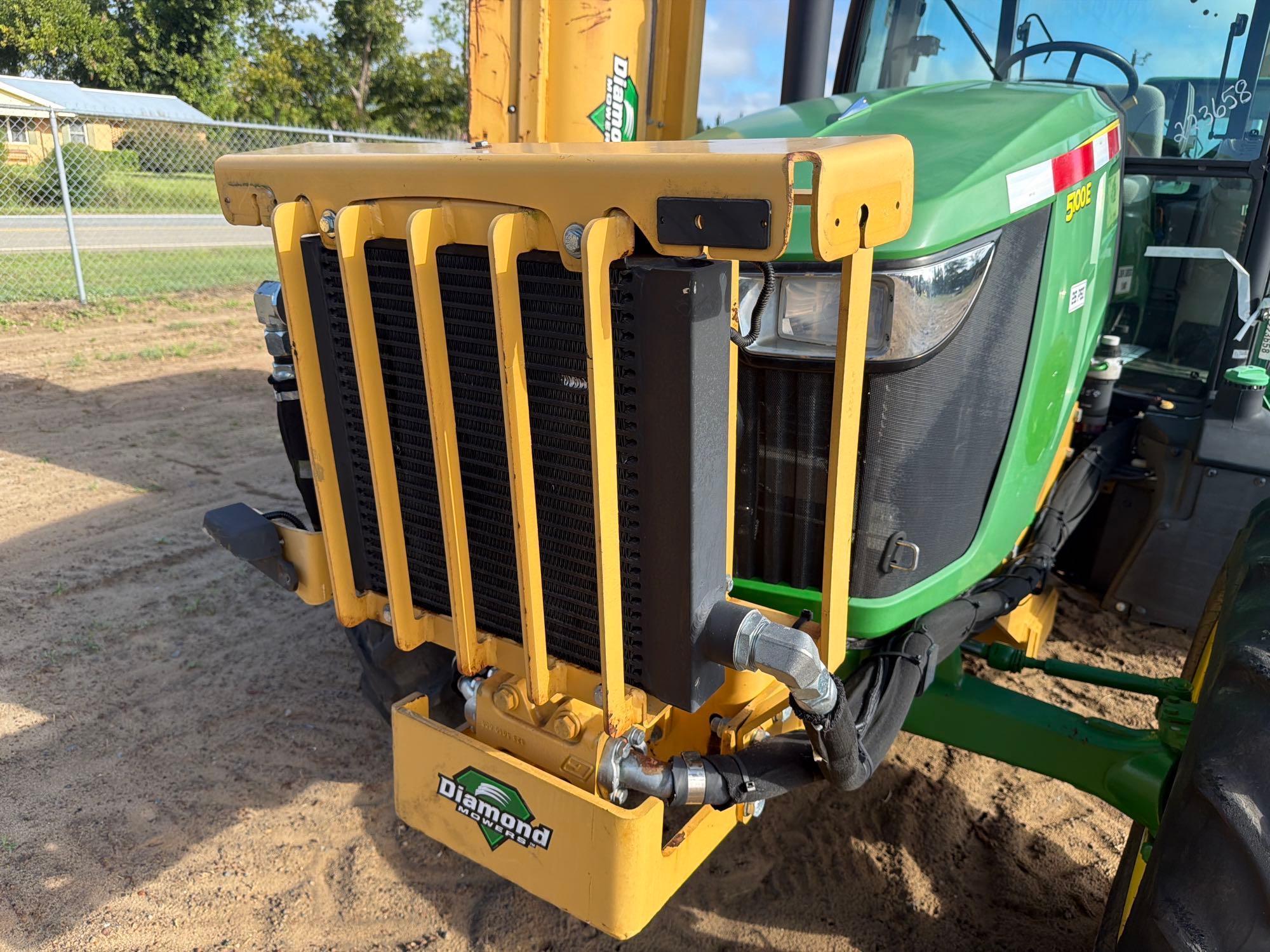 John Deere 5100E