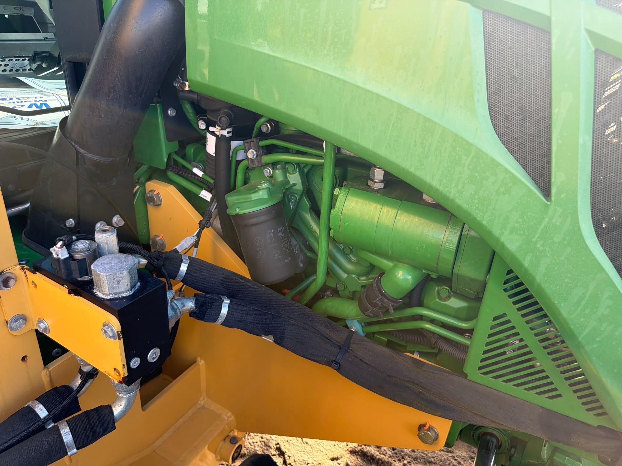 John Deere 5100E