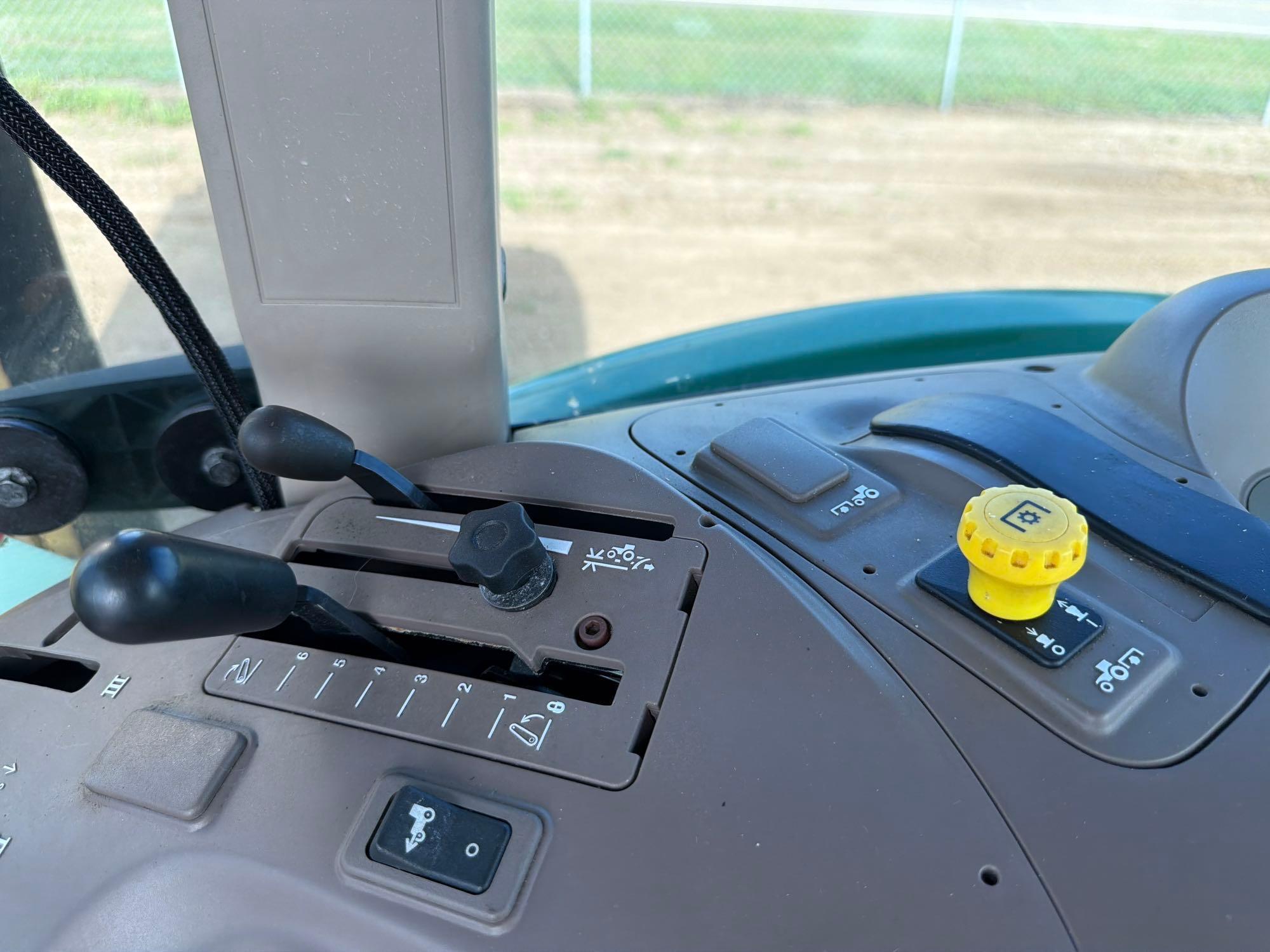 John Deere 5100E