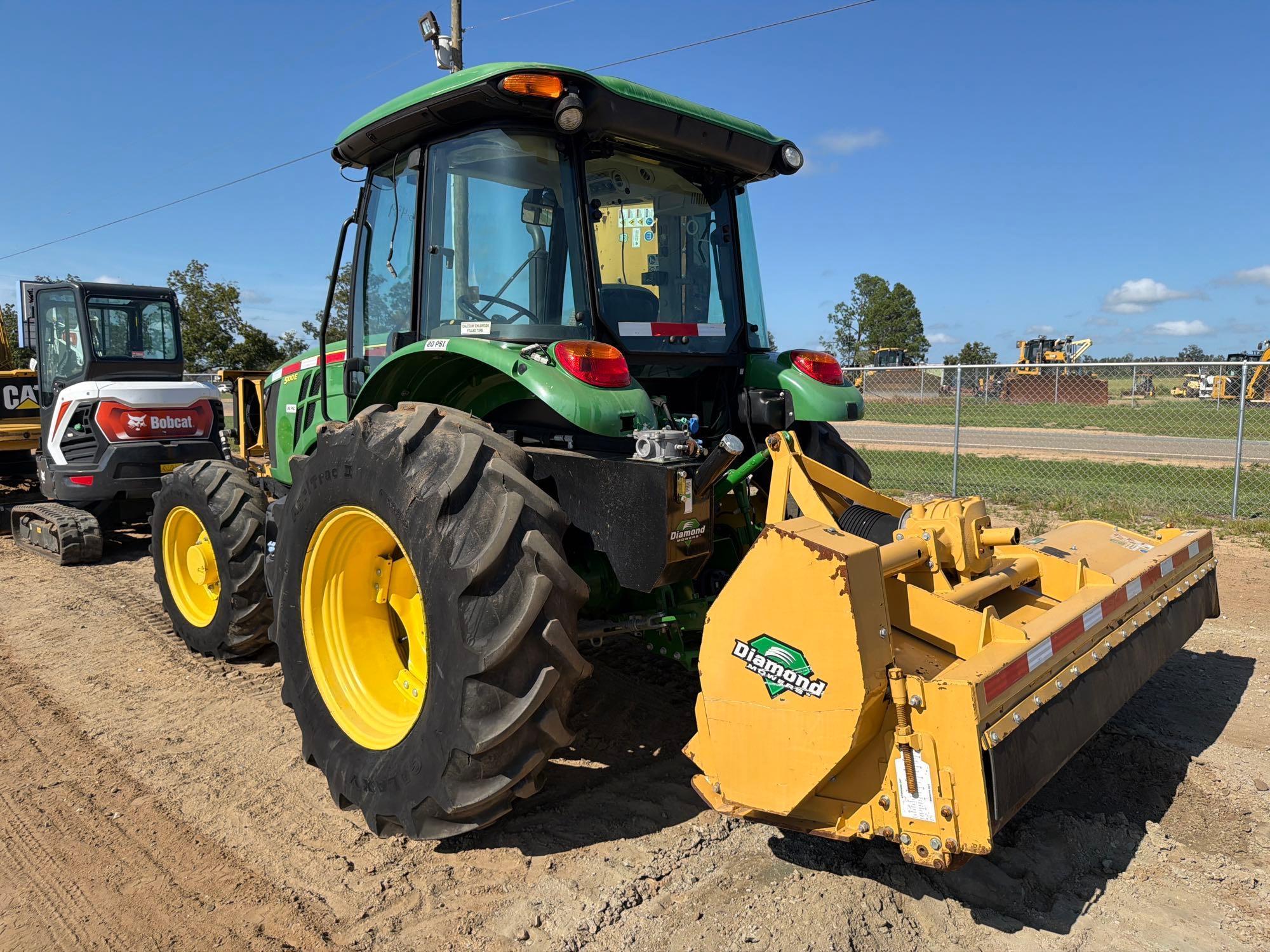 John Deere 5100E