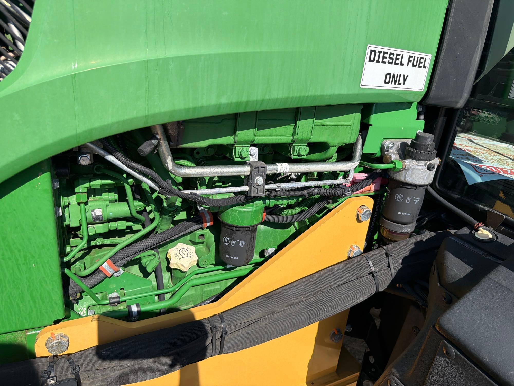 John Deere 5100E