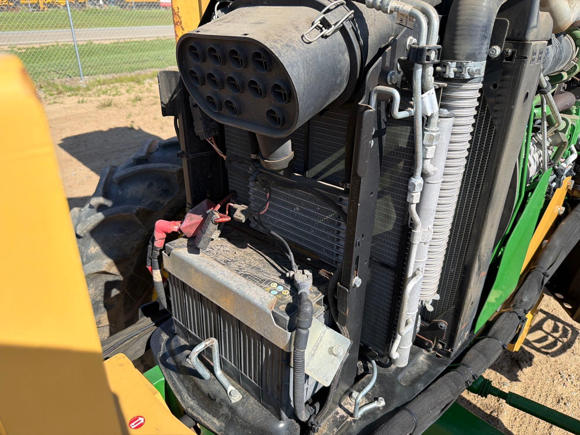 John Deere 5100E