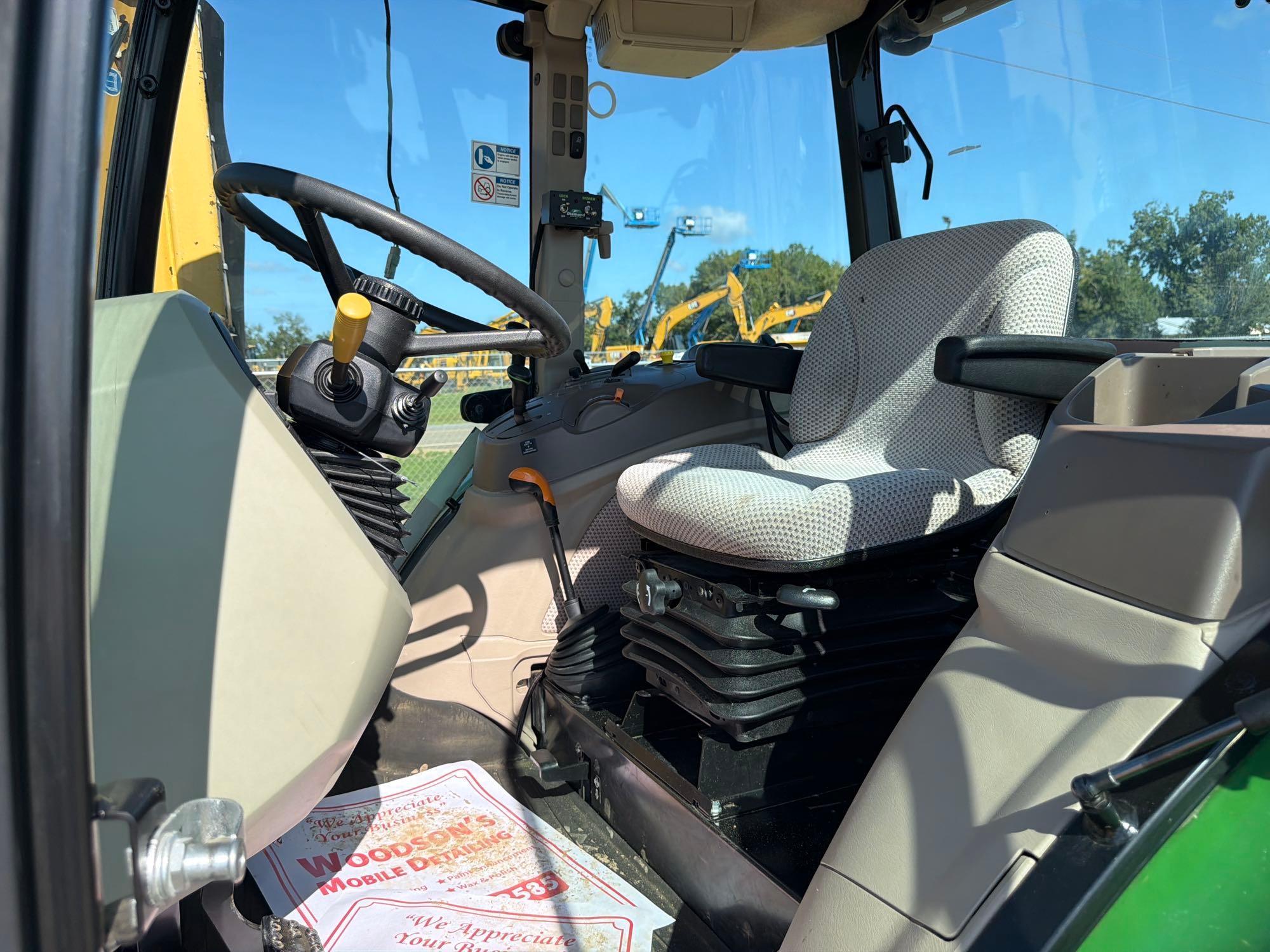 John Deere 5100E