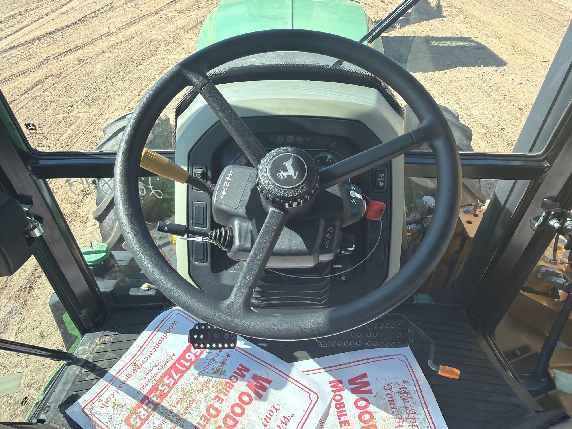 John Deere 5100E