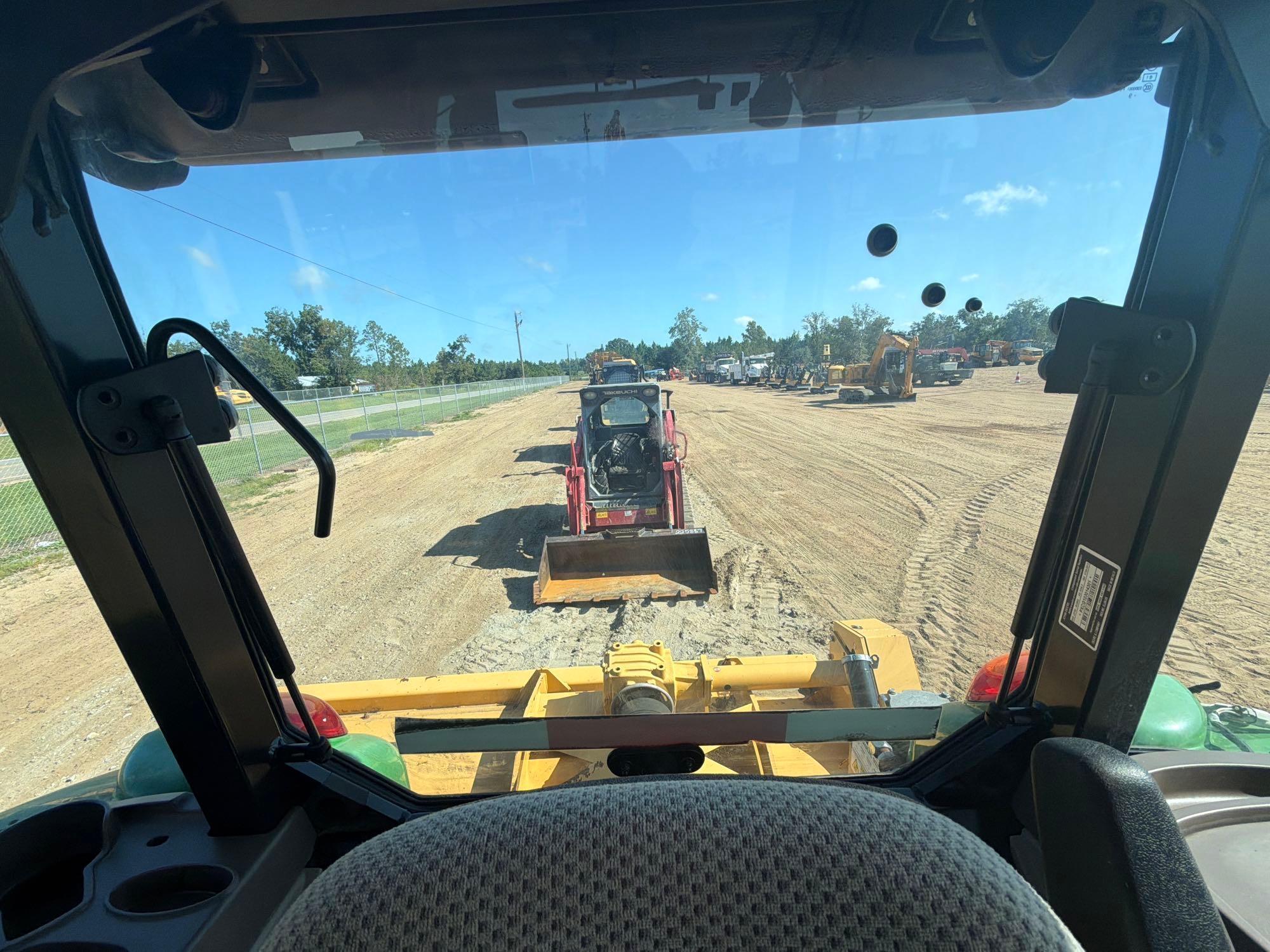 John Deere 5100E