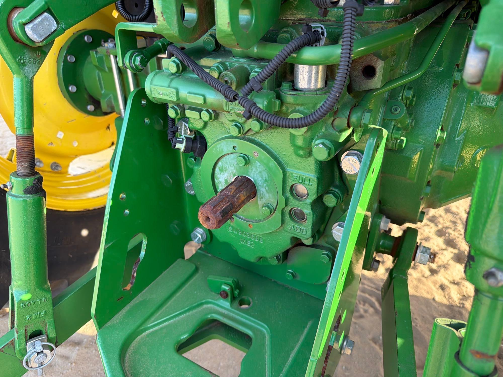 John Deere 5100E