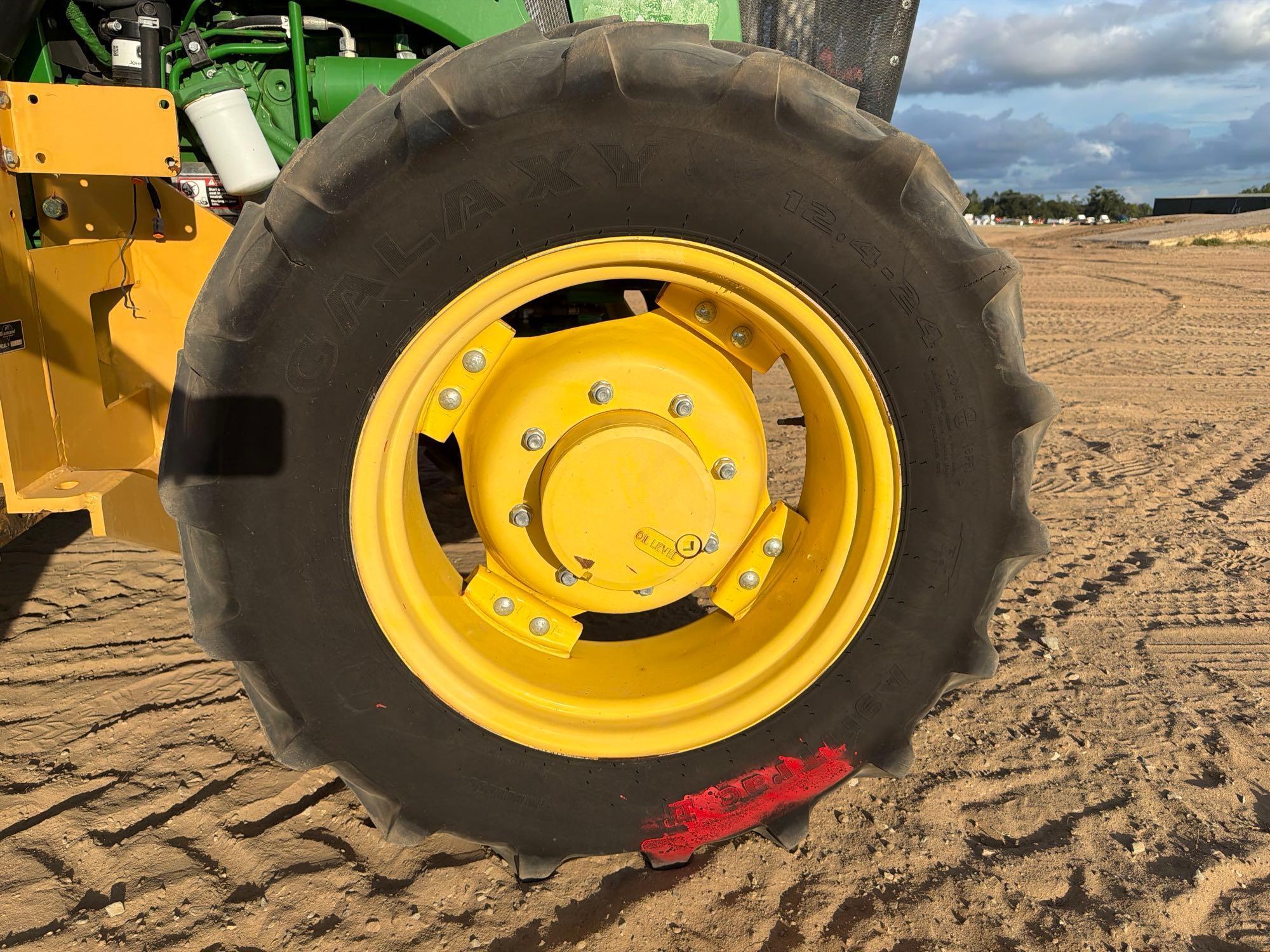 John Deere 5100E