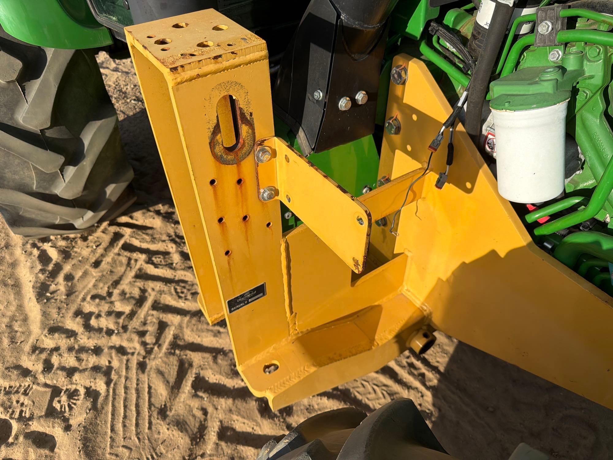 John Deere 5100E