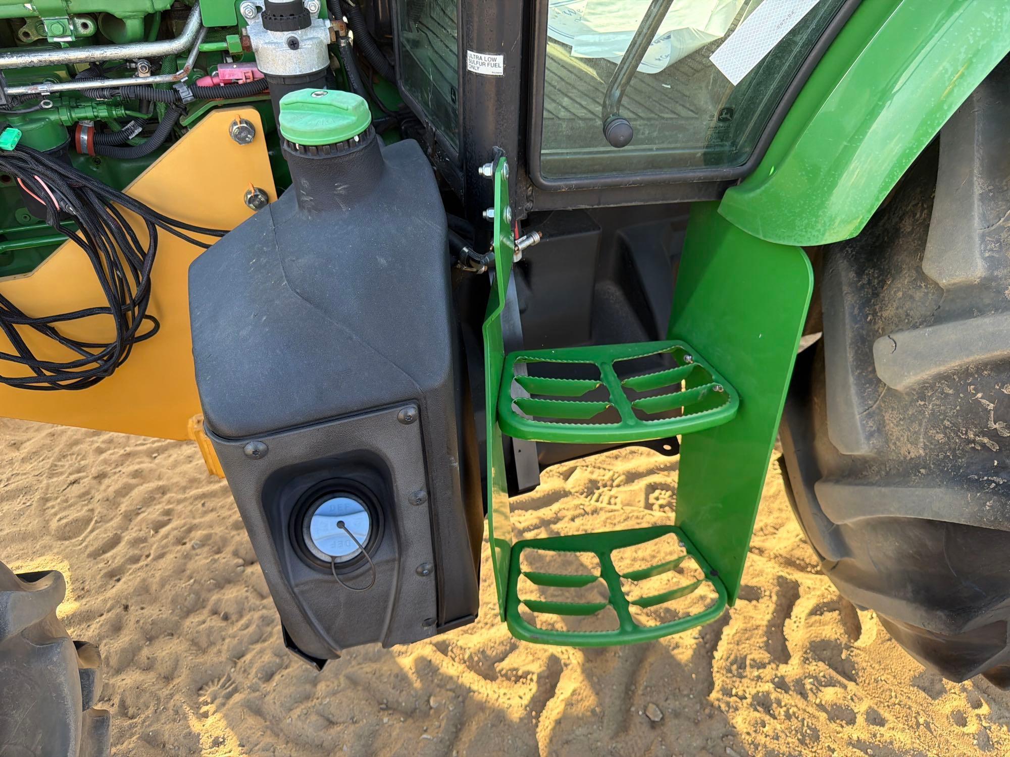 John Deere 5100E