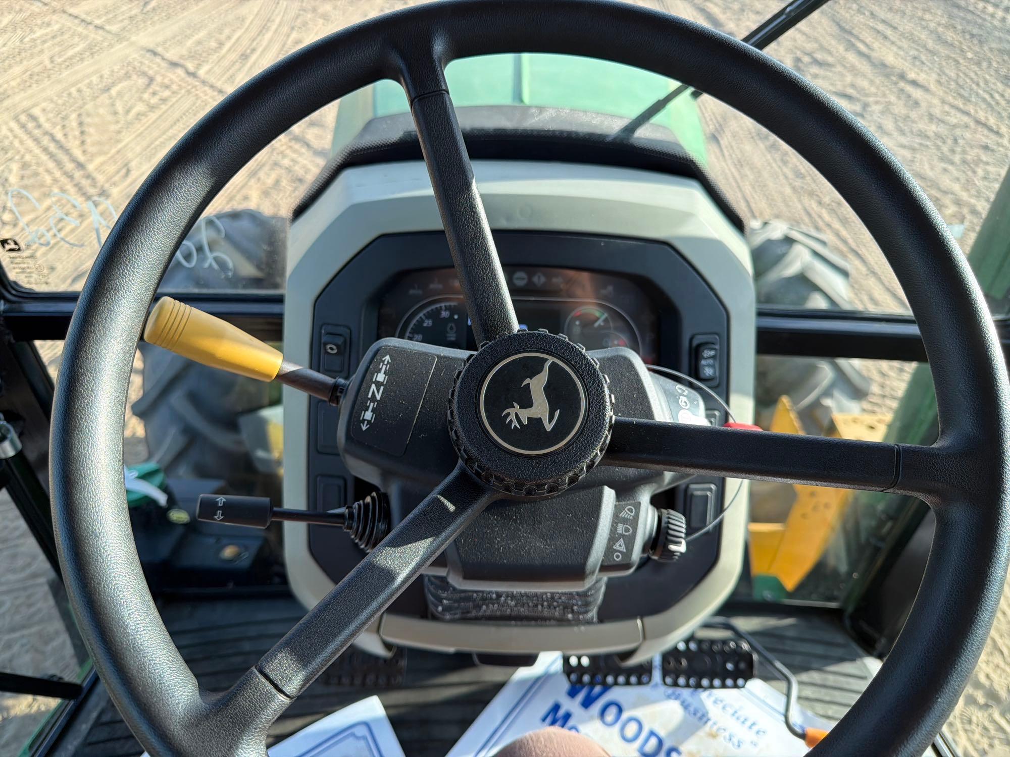 John Deere 5100E