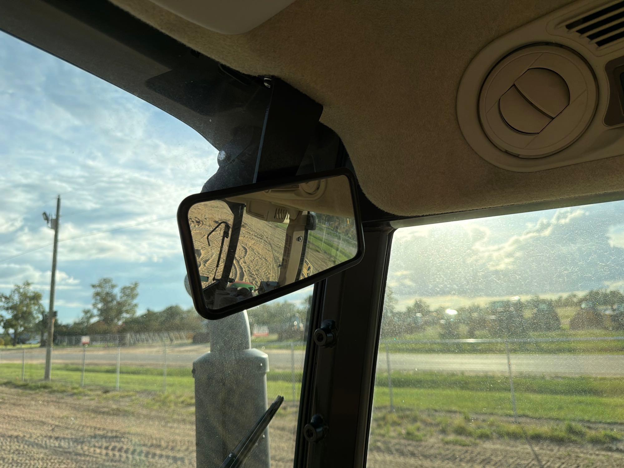 John Deere 5100E