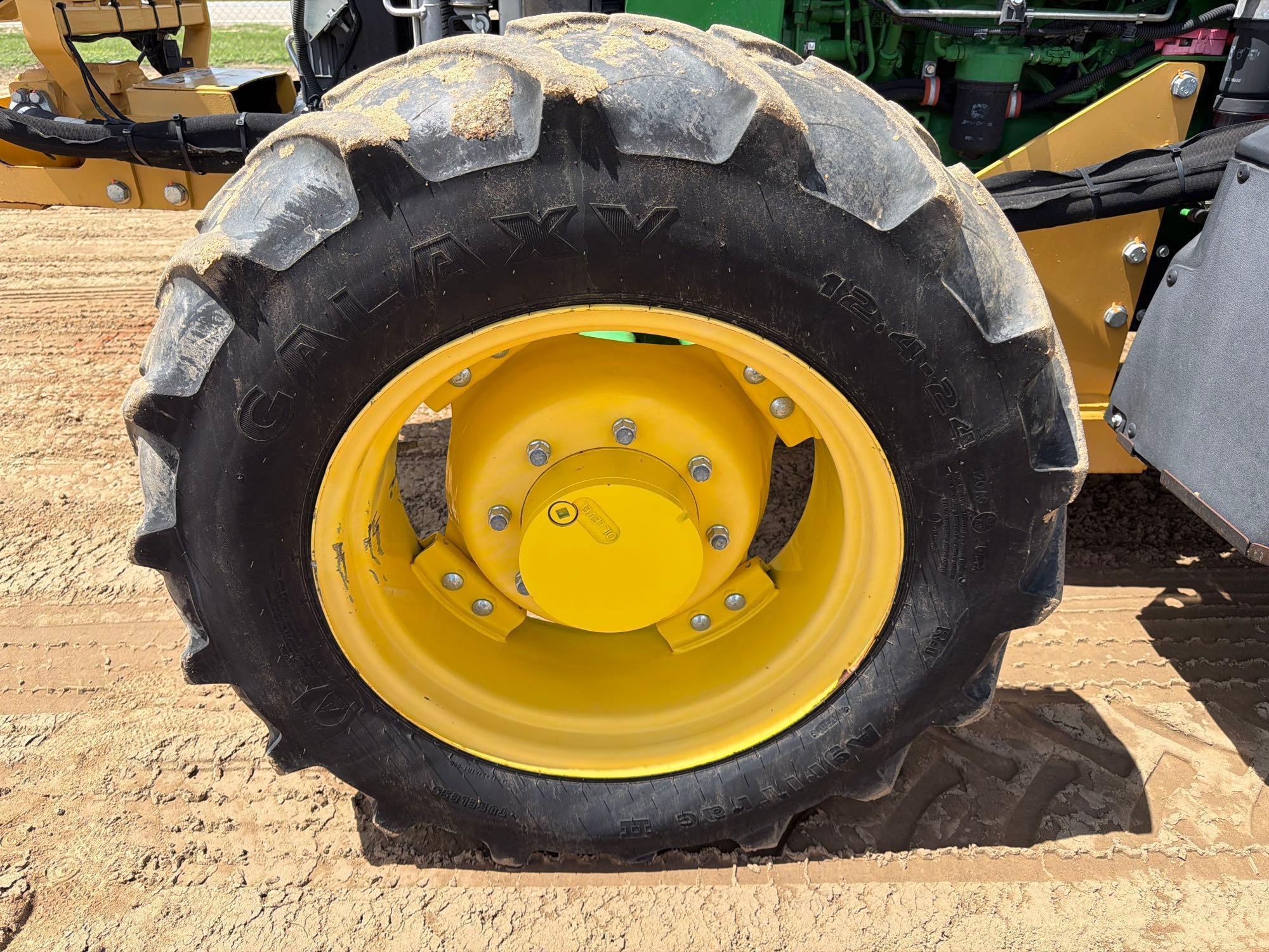 John Deere 5100E
