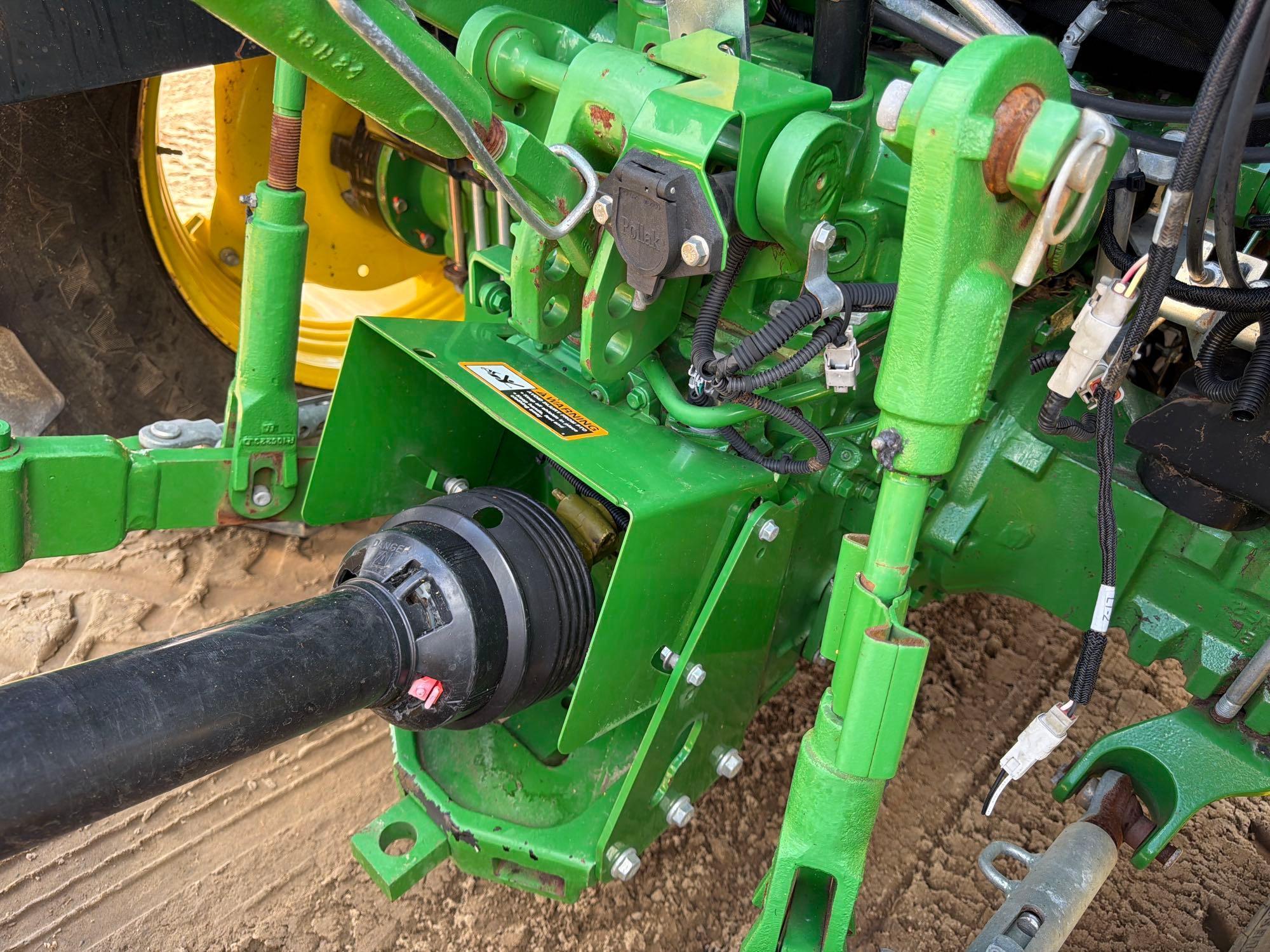 John Deere 5100E