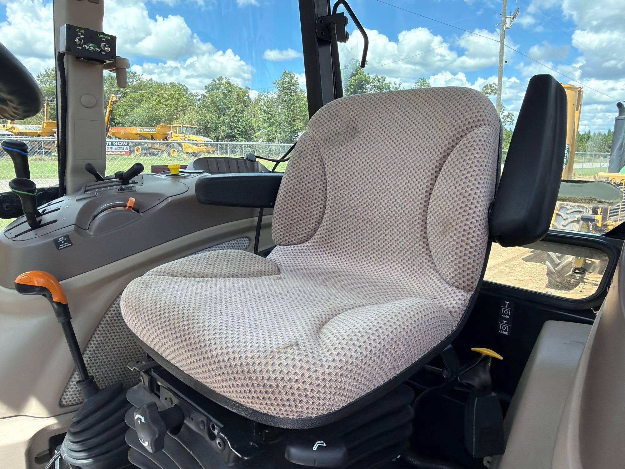 John Deere 5100E