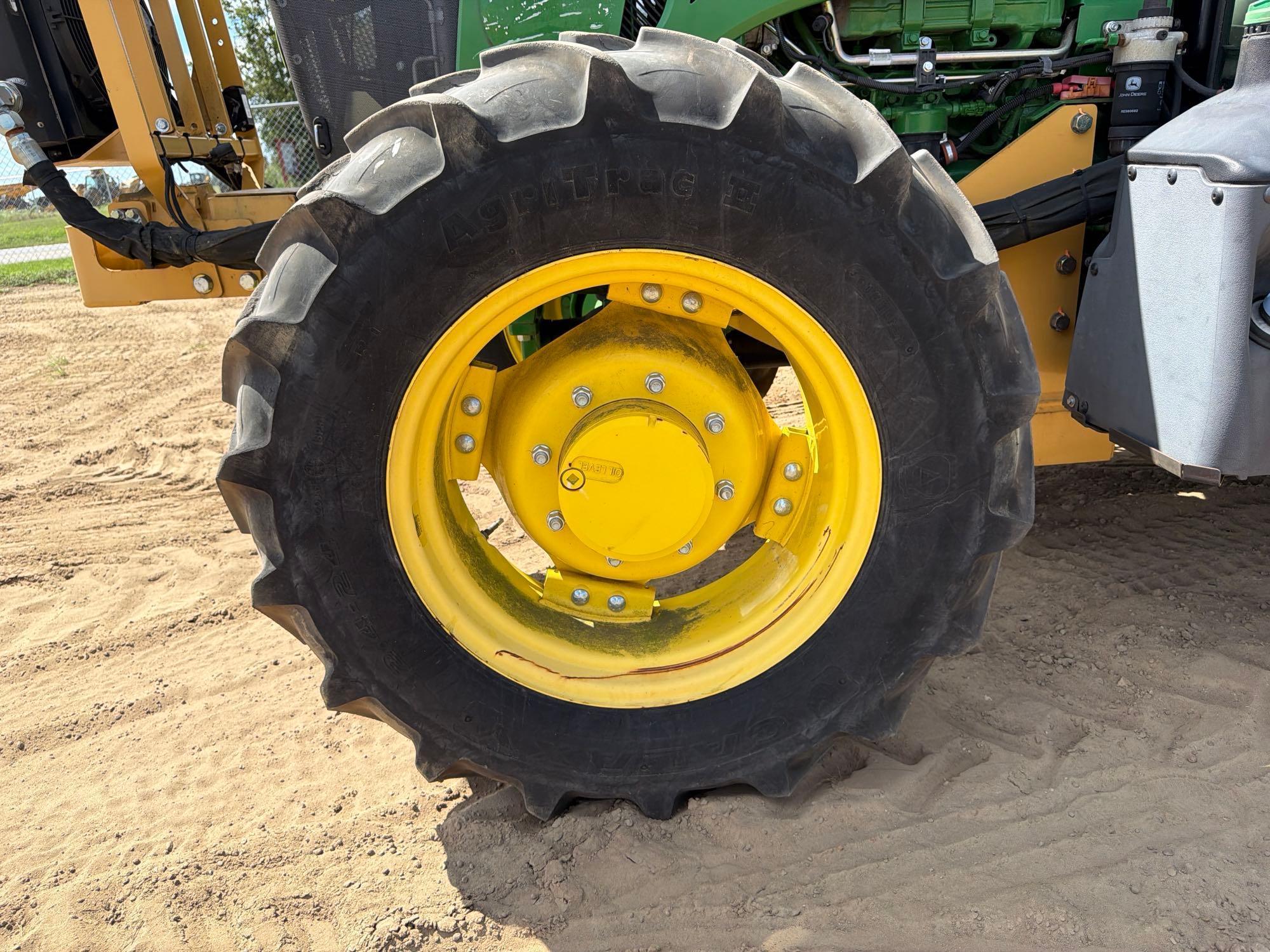 John Deere 5100E
