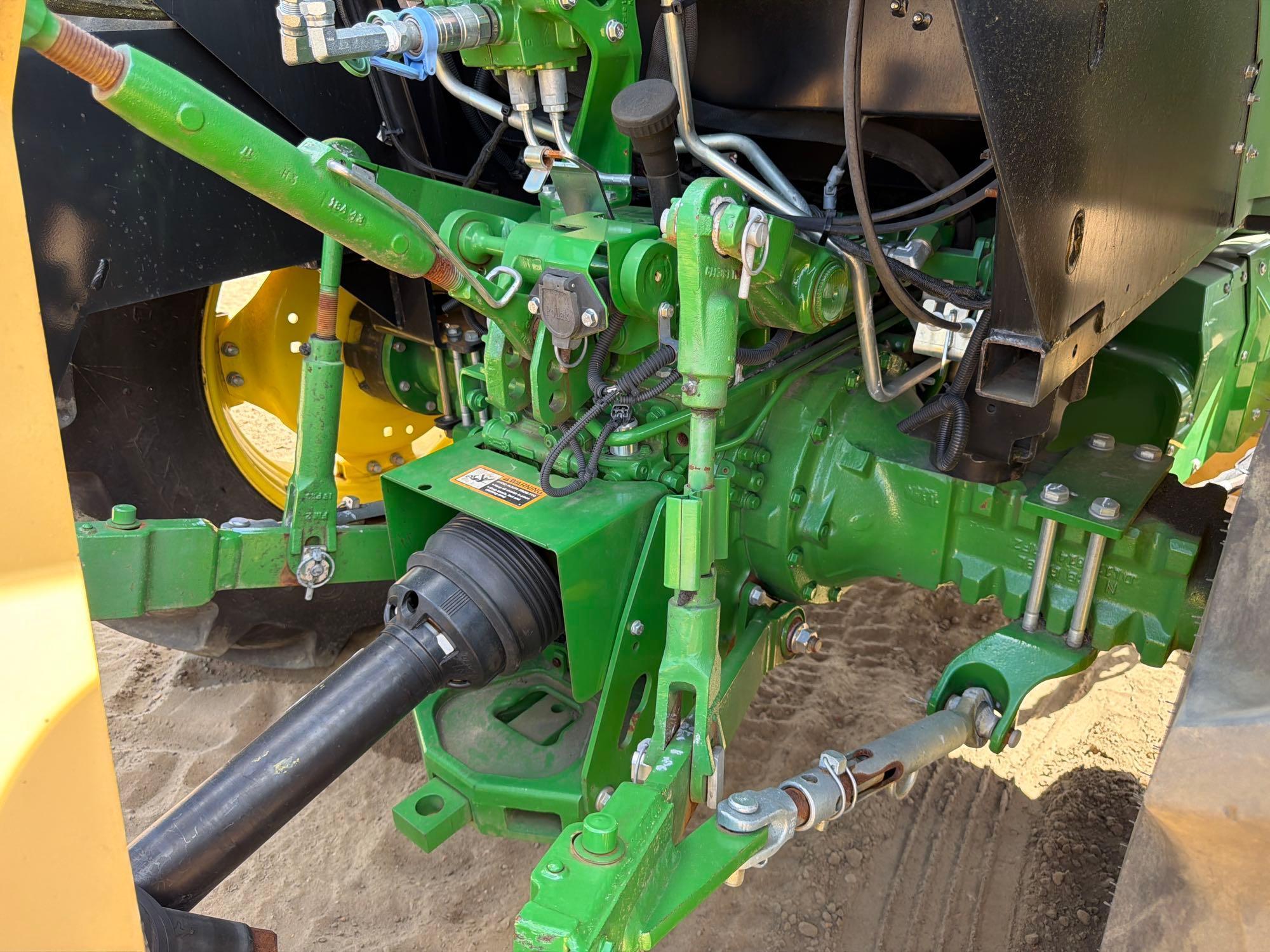 John Deere 5100E
