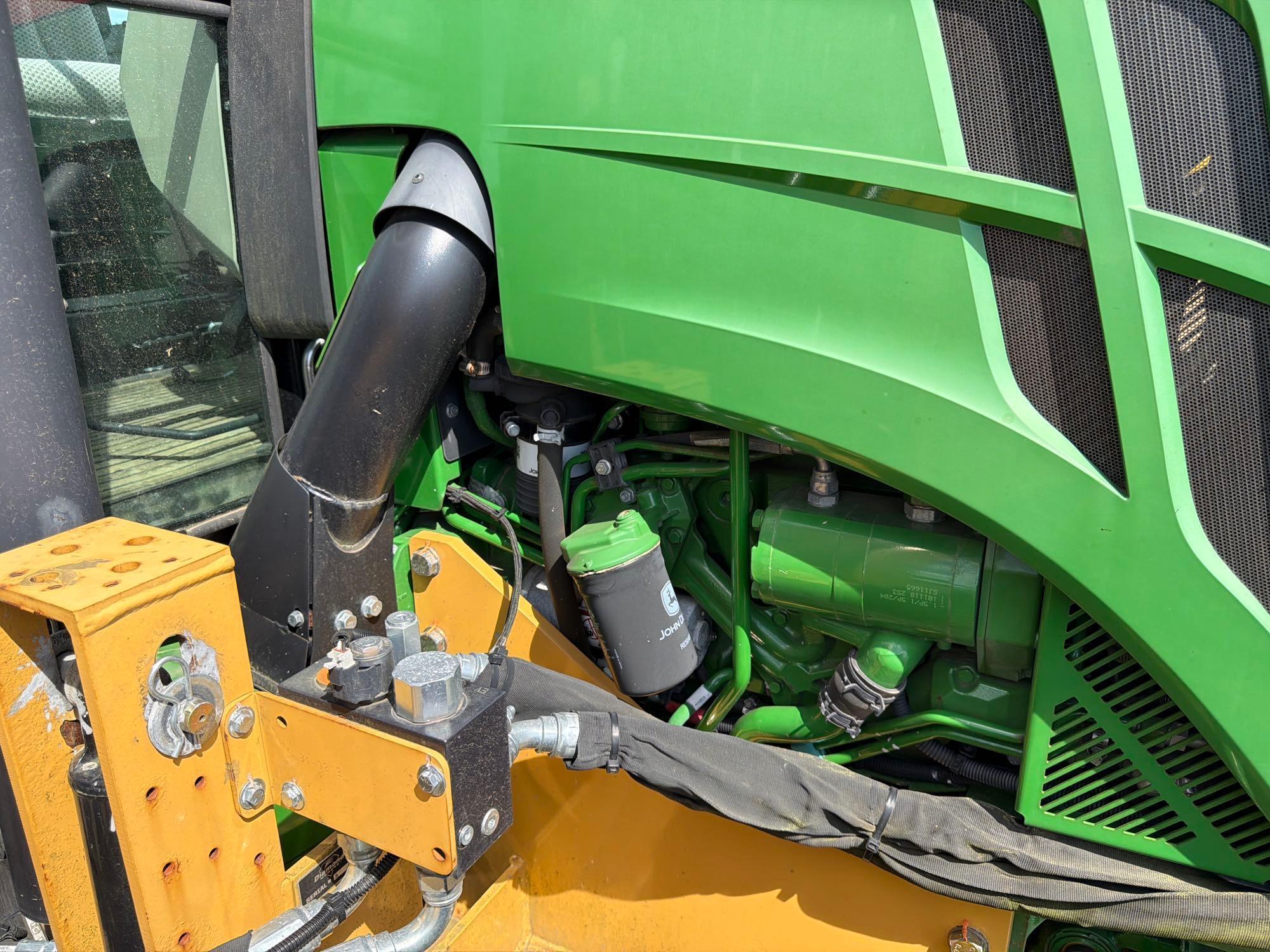 John Deere 5100E