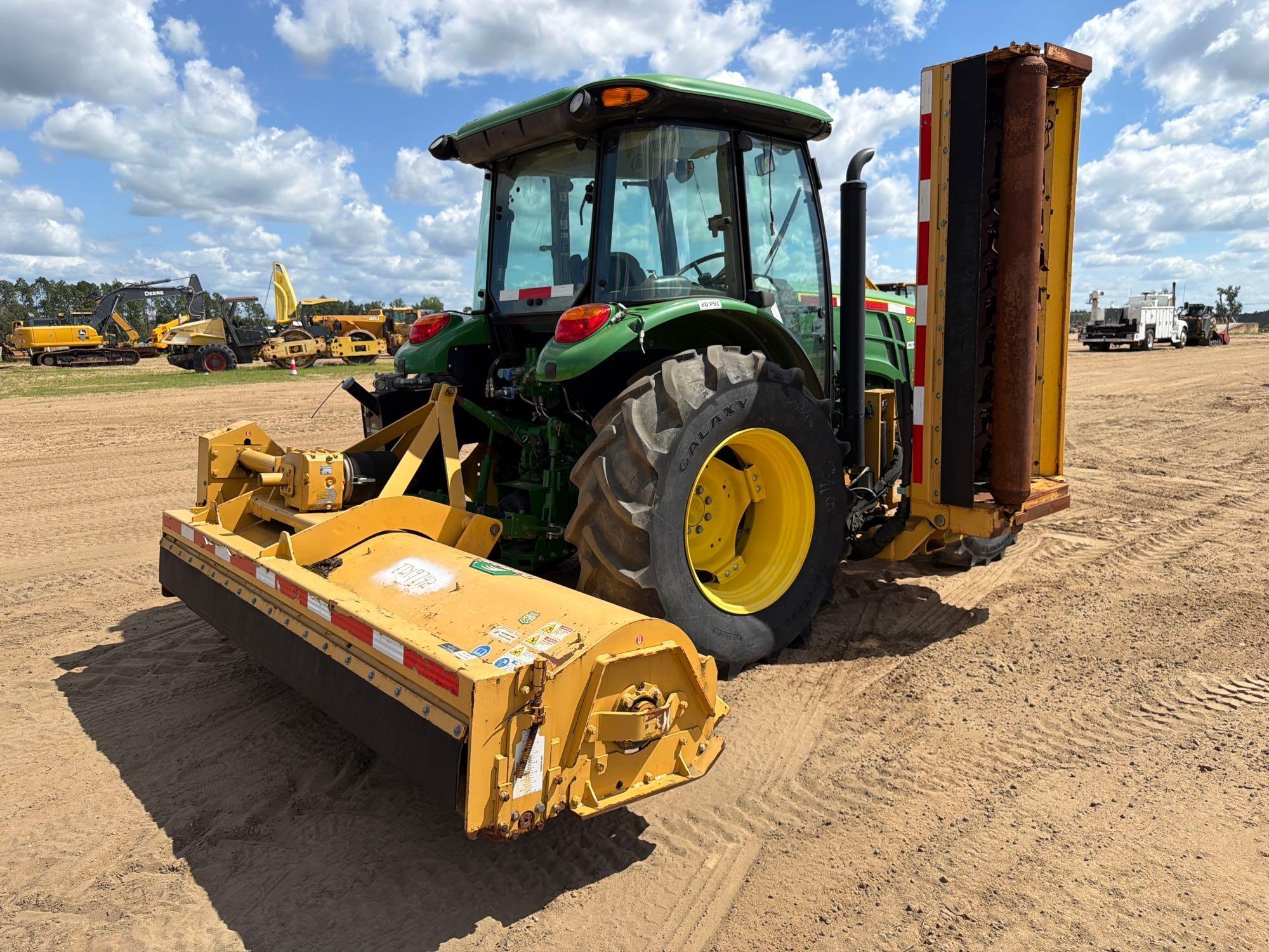 John Deere 5100E
