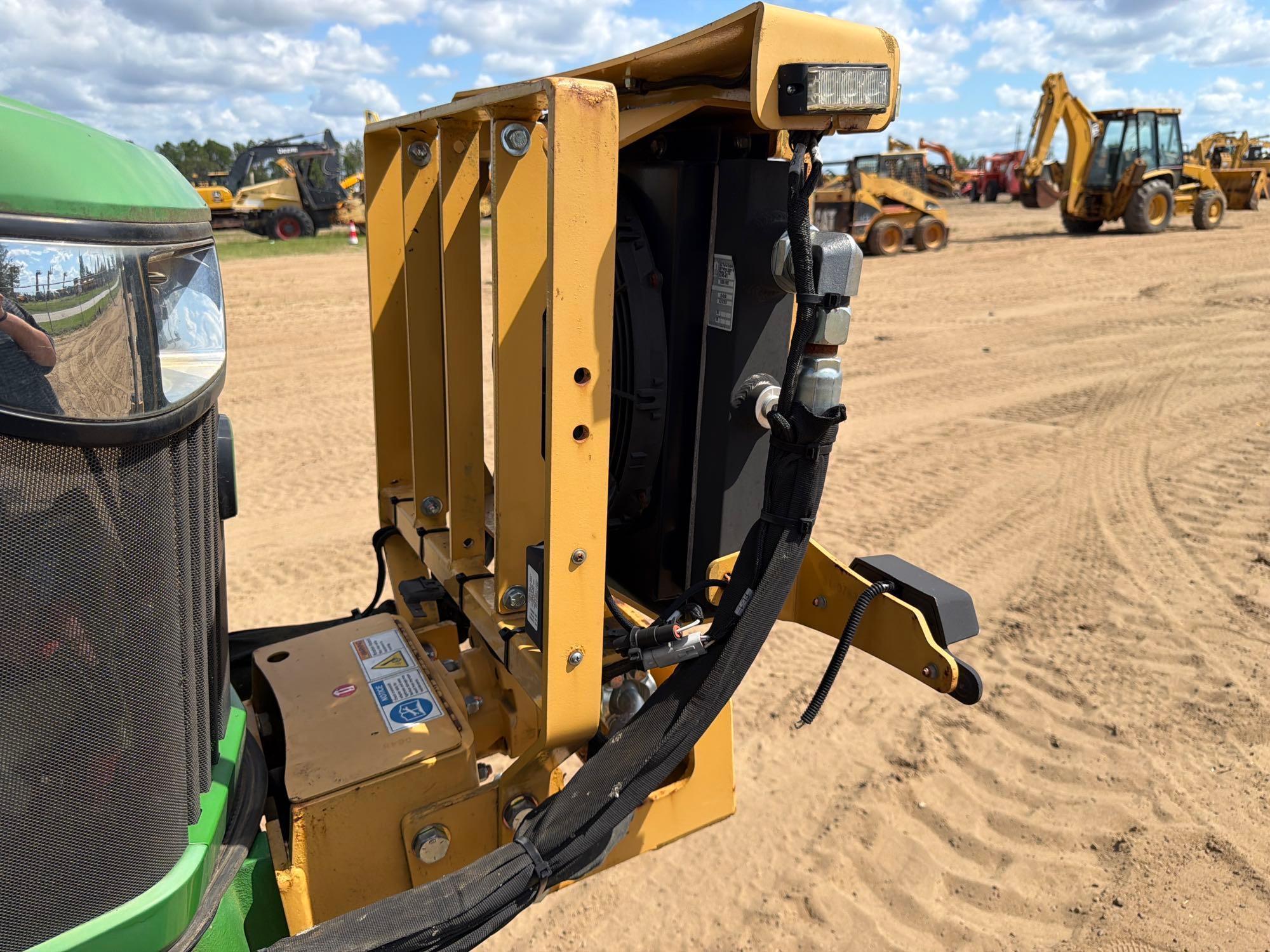 John Deere 5100E