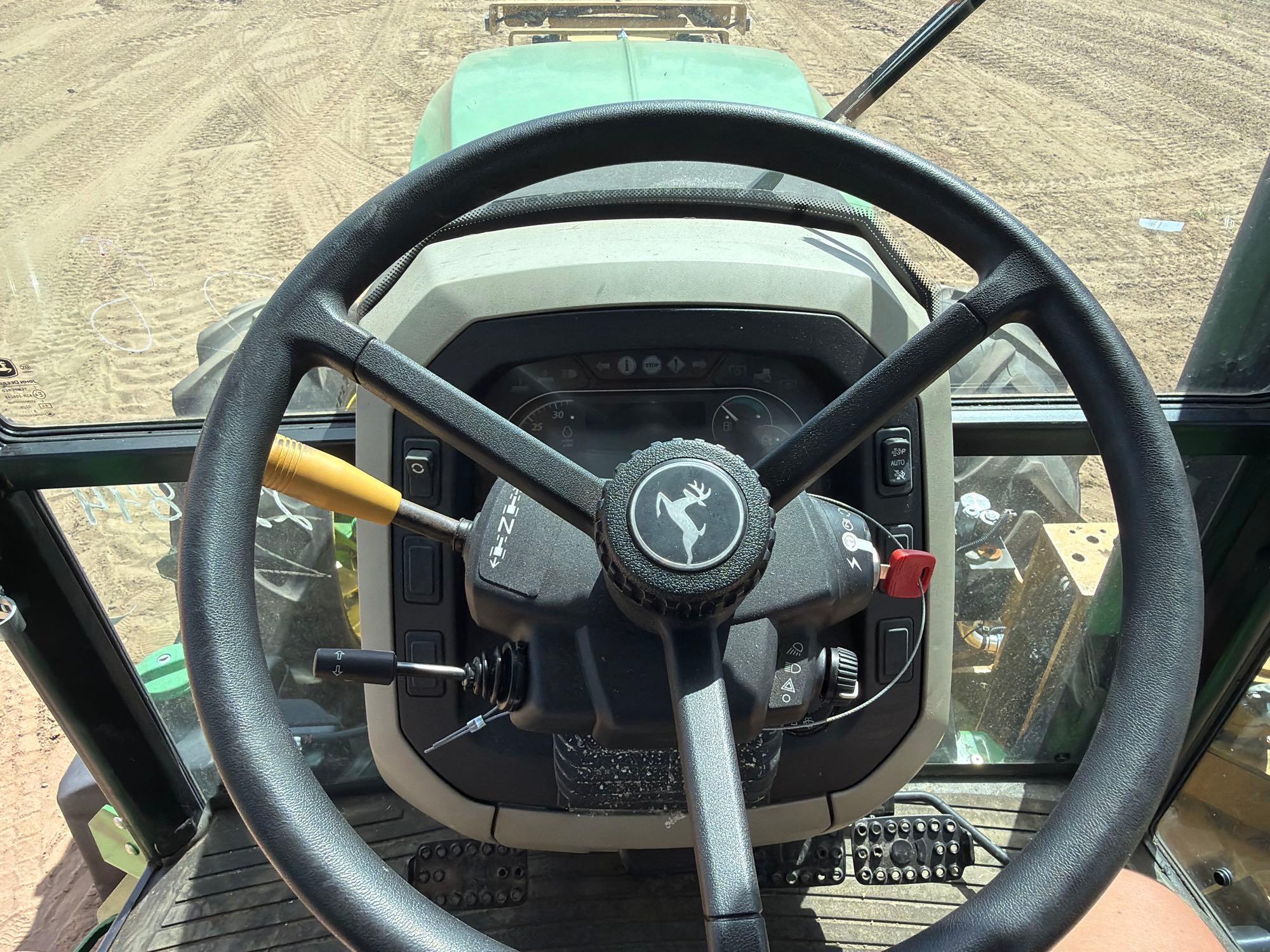 John Deere 5100E