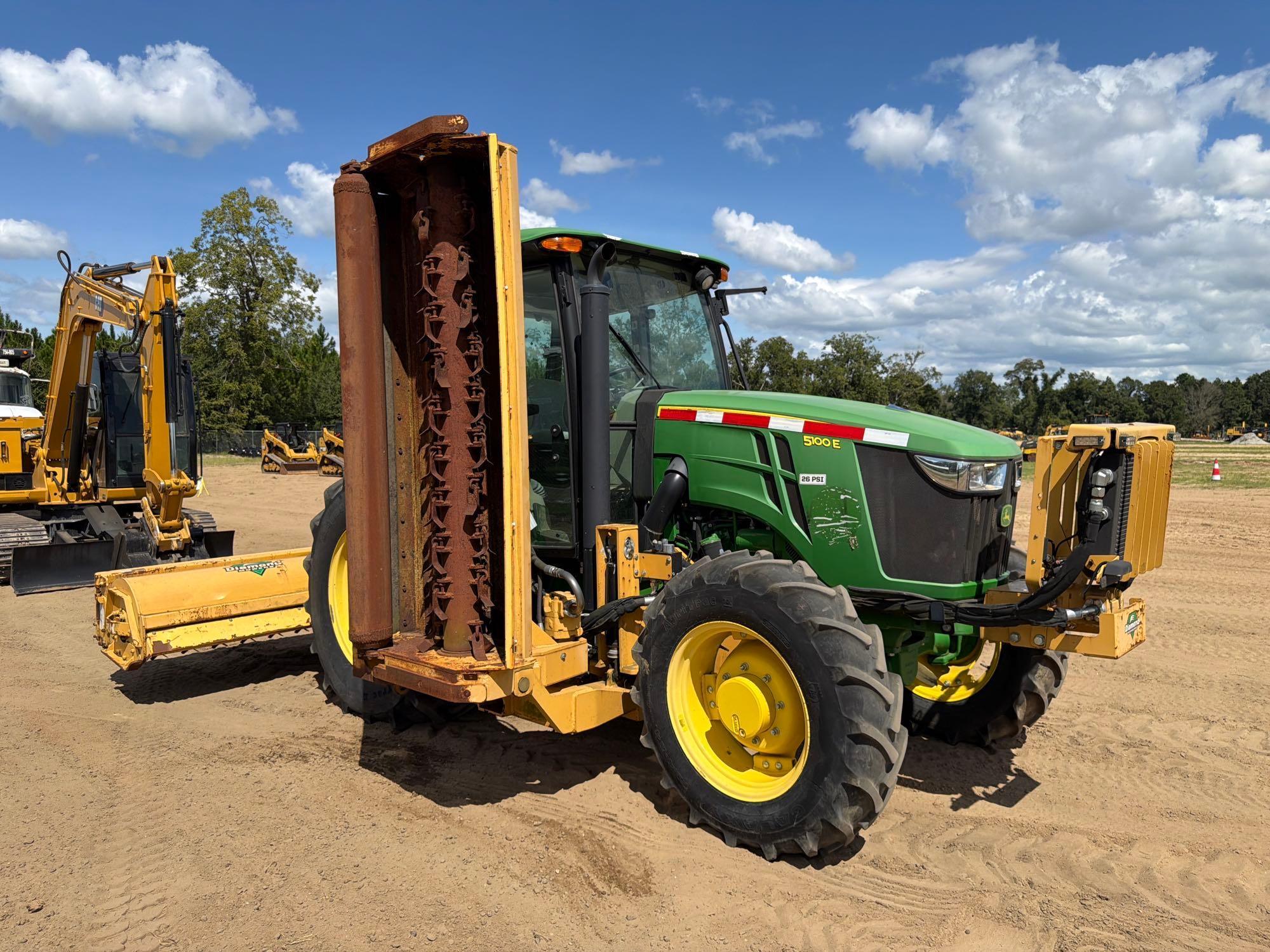 John Deere 5100E