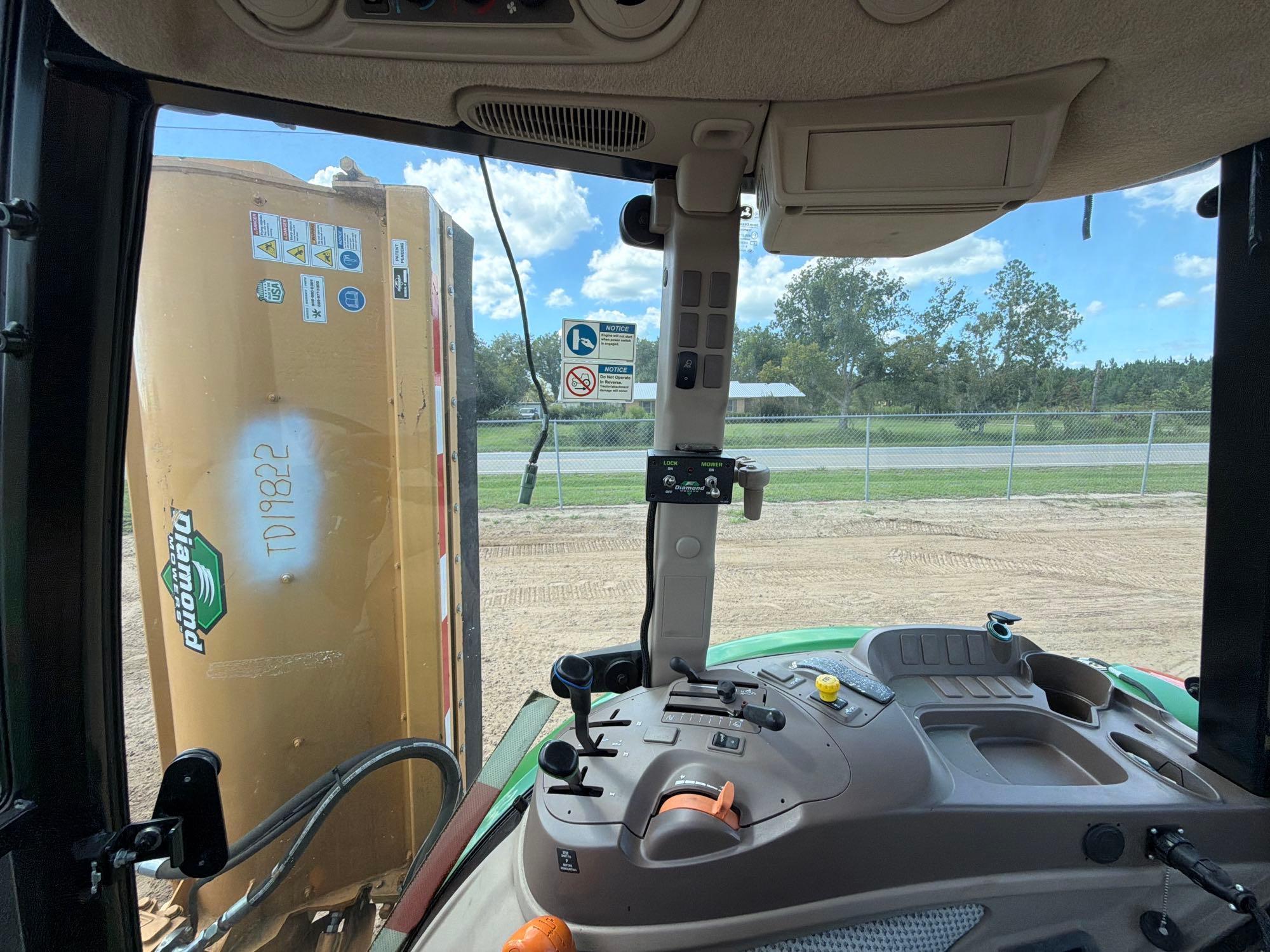 John Deere 5100E