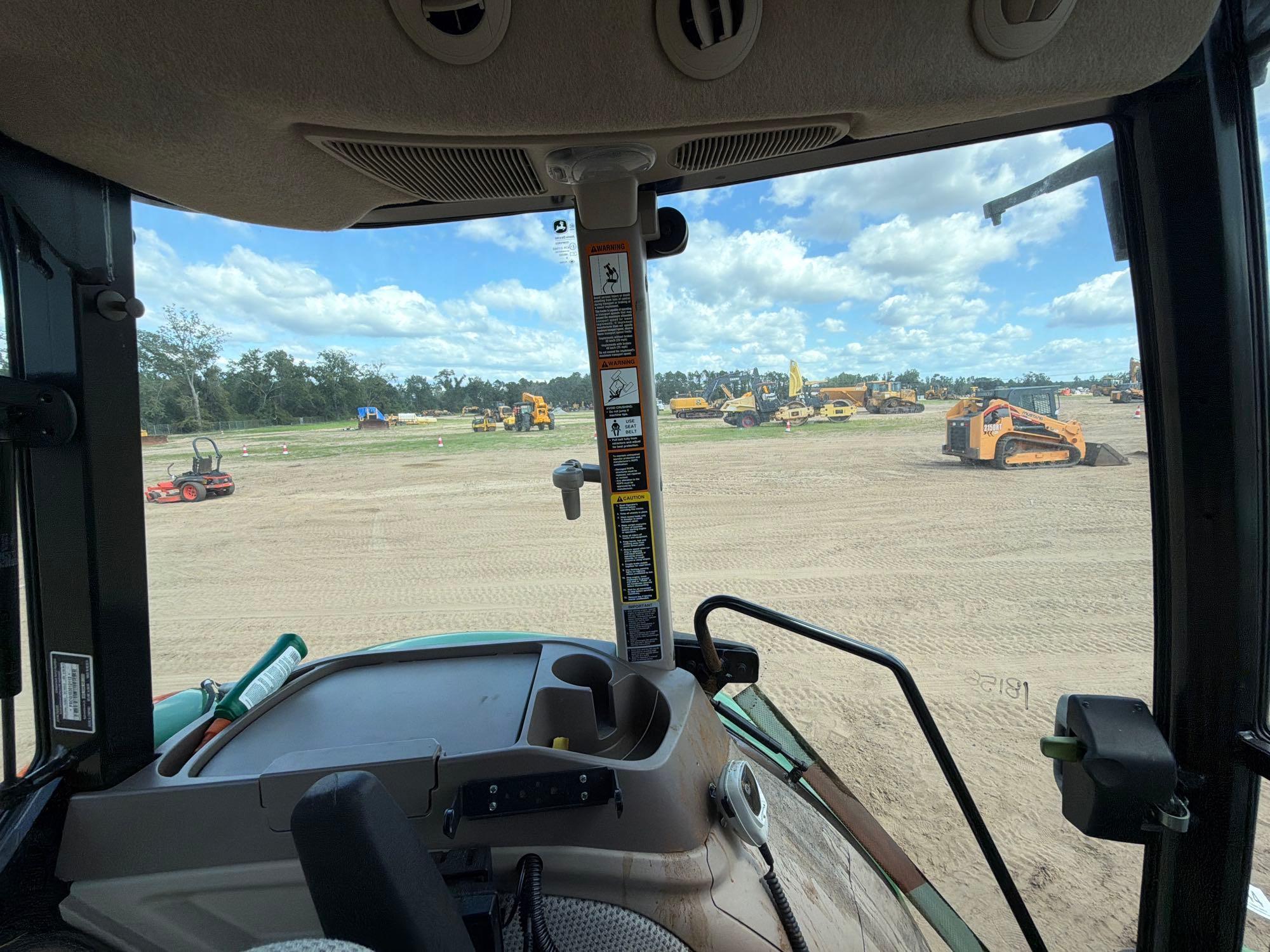 John Deere 5100E