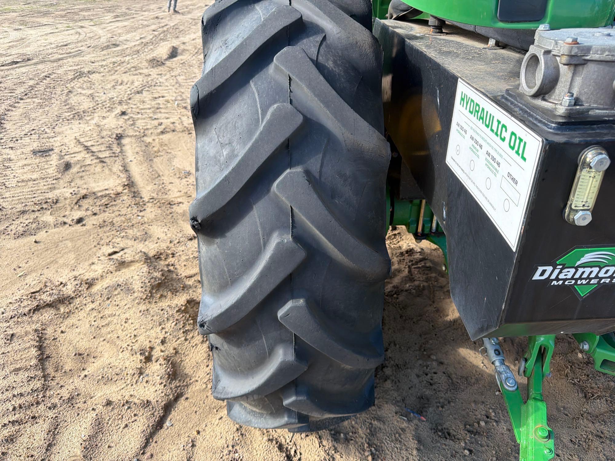 John Deere 5100E