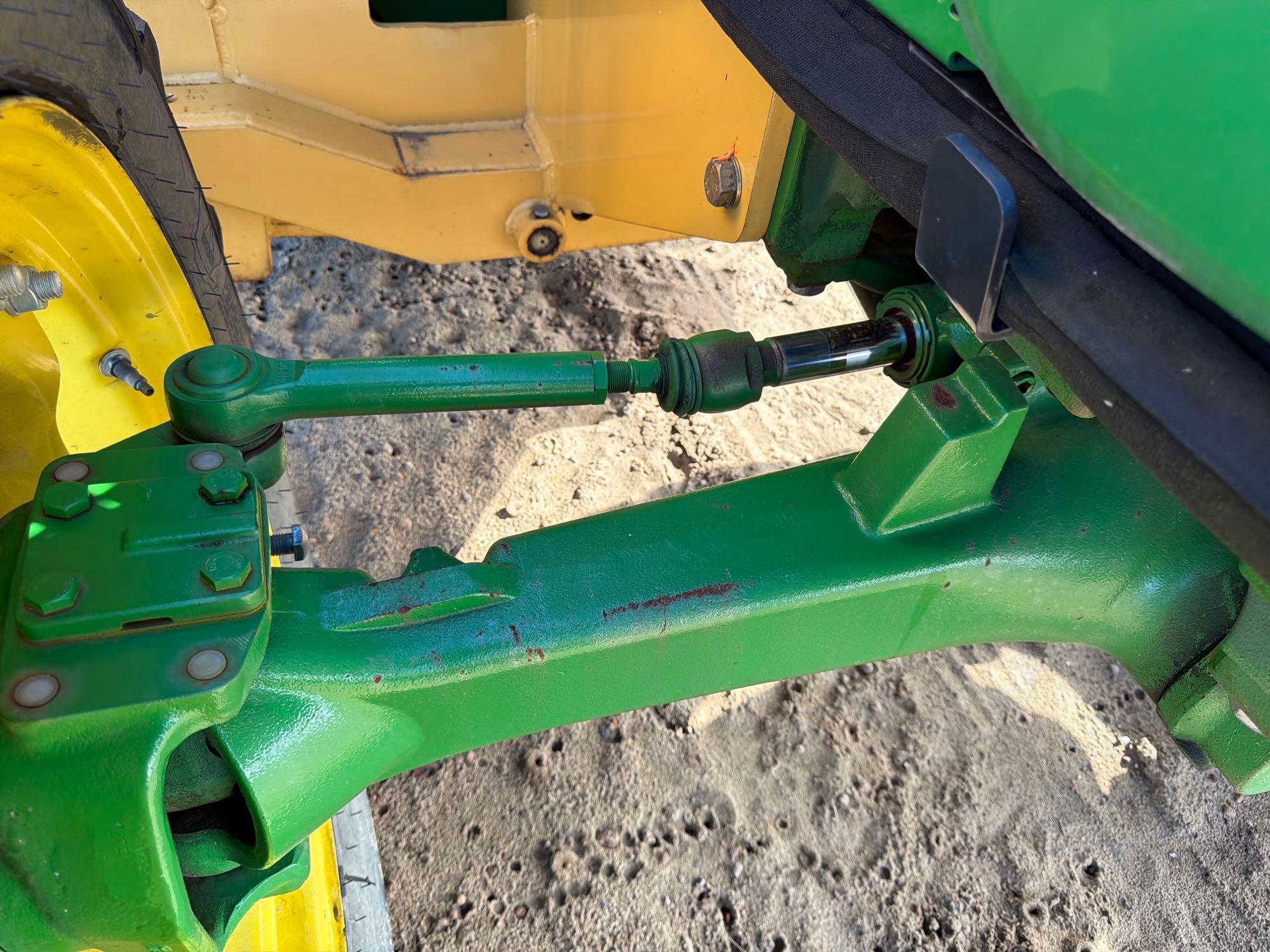 John Deere 5100E