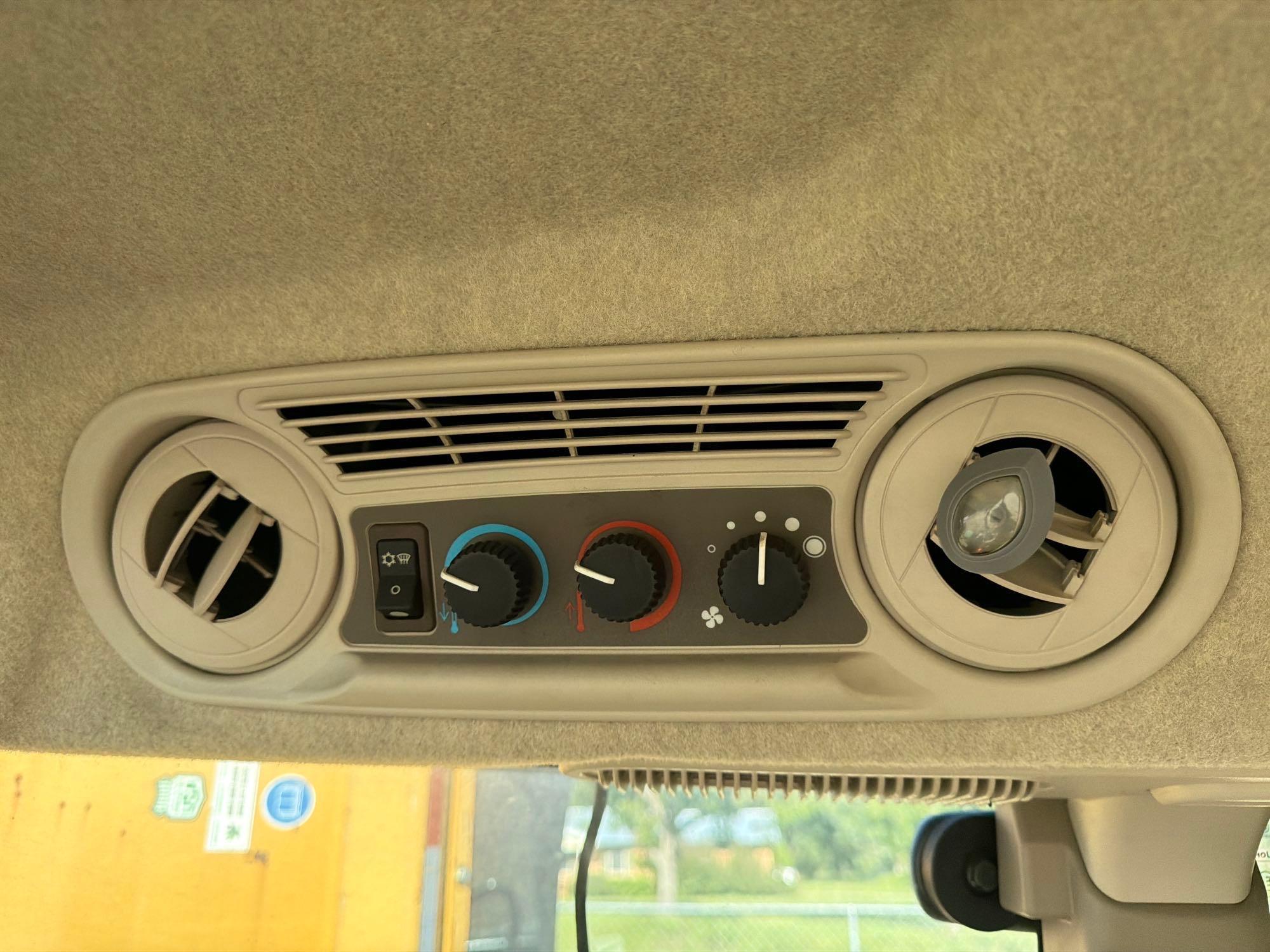 John Deere 5100E
