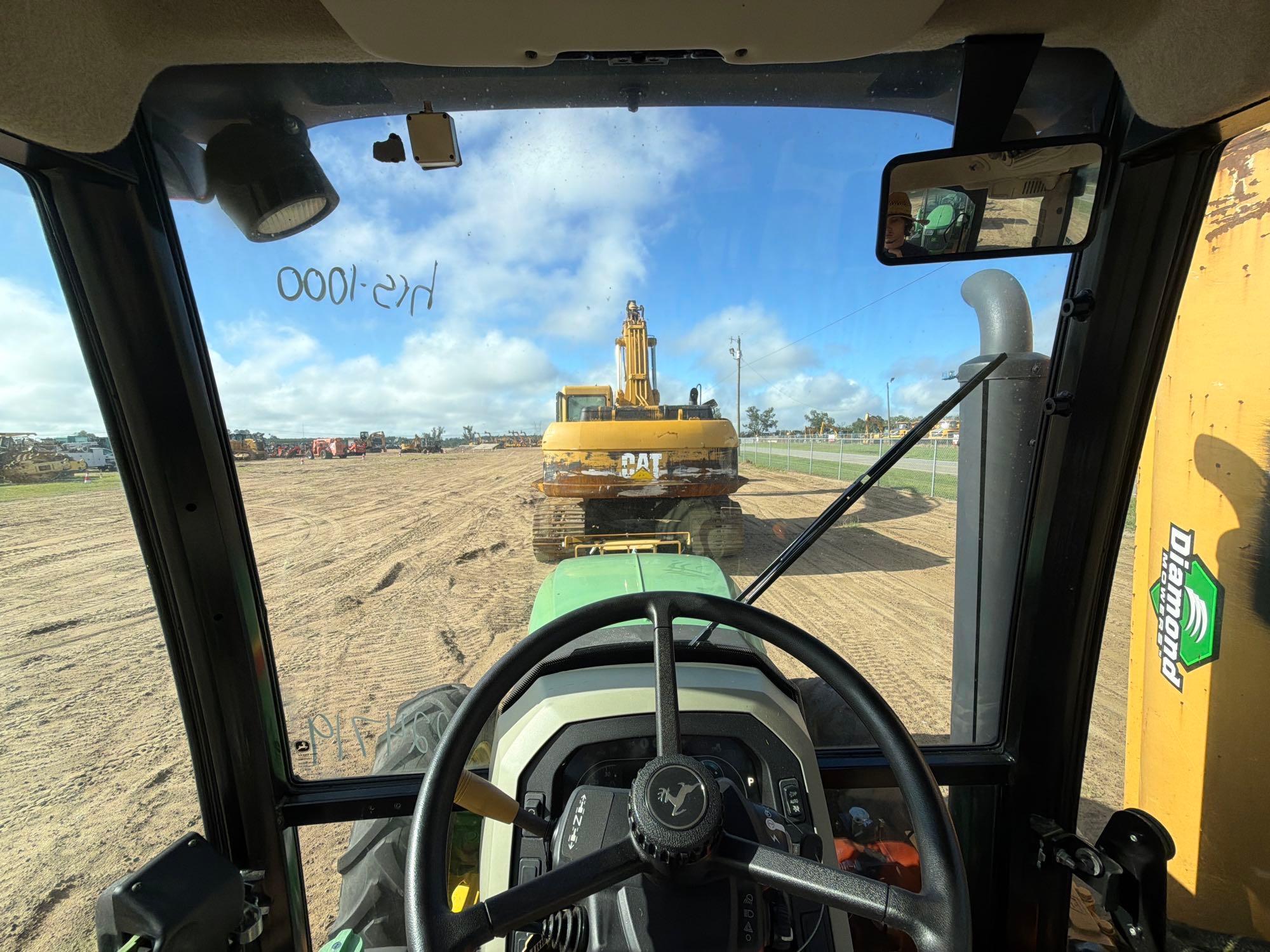 John Deere 5100E