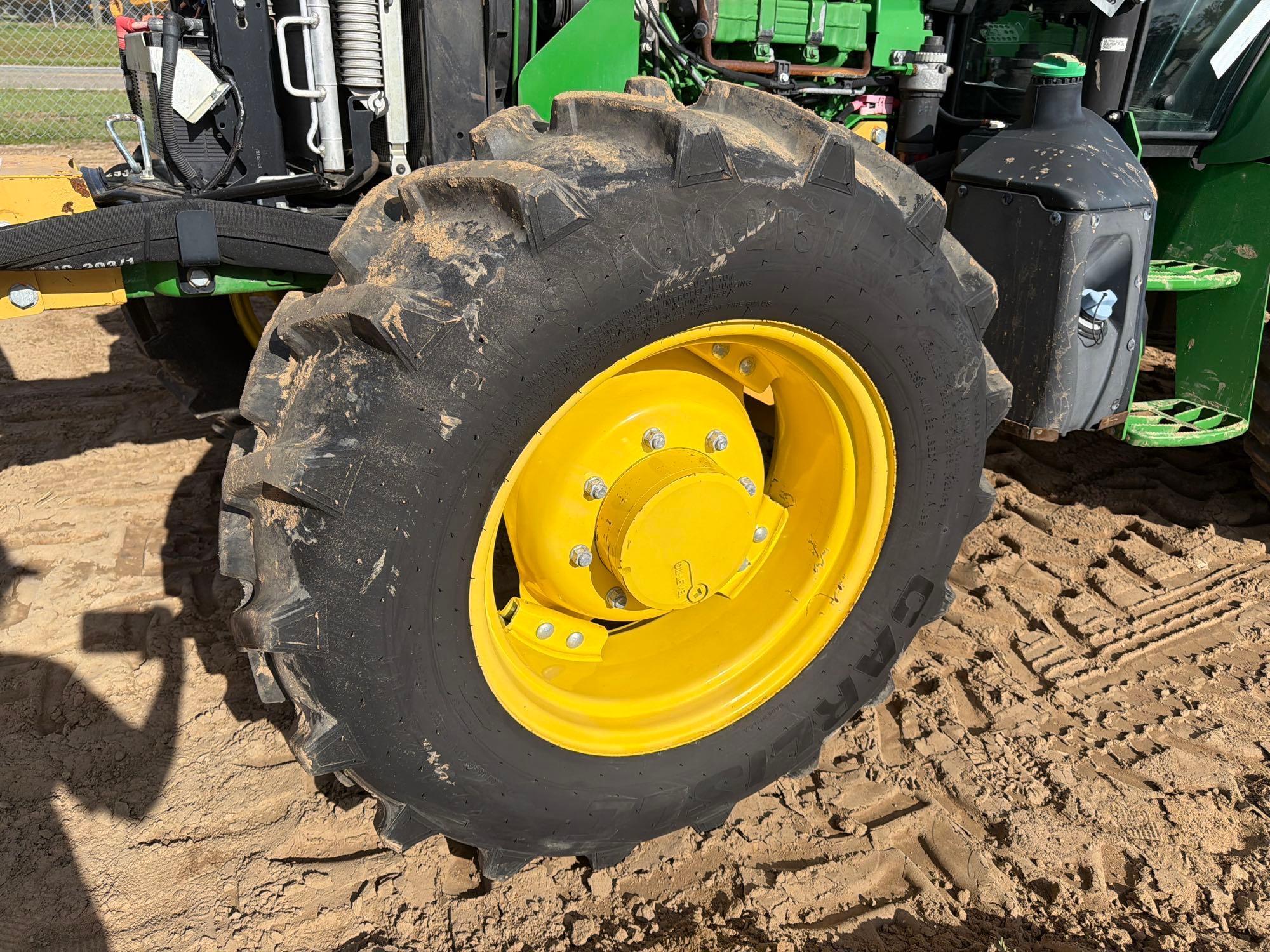 John Deere 5100E