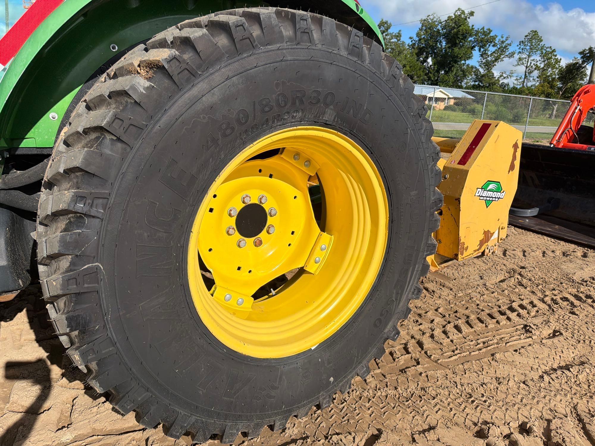 John Deere 5100E