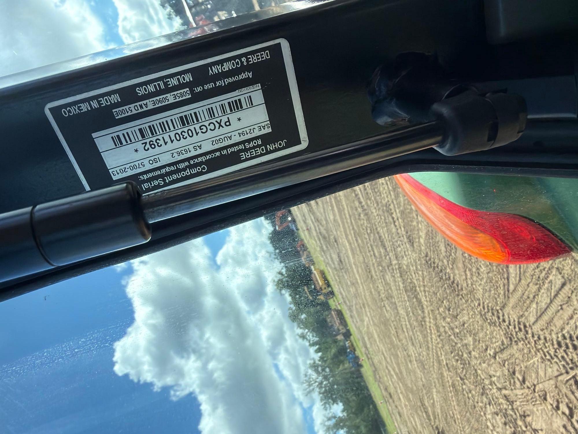 John Deere 5100E
