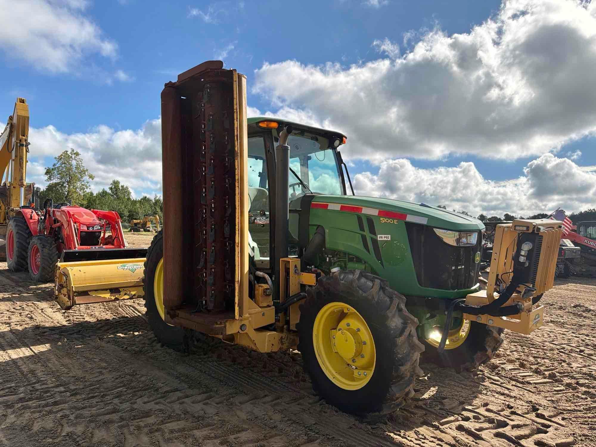 John Deere 5100E