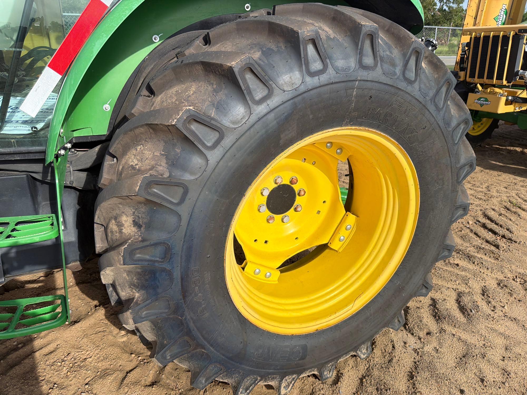 John Deere 5100E