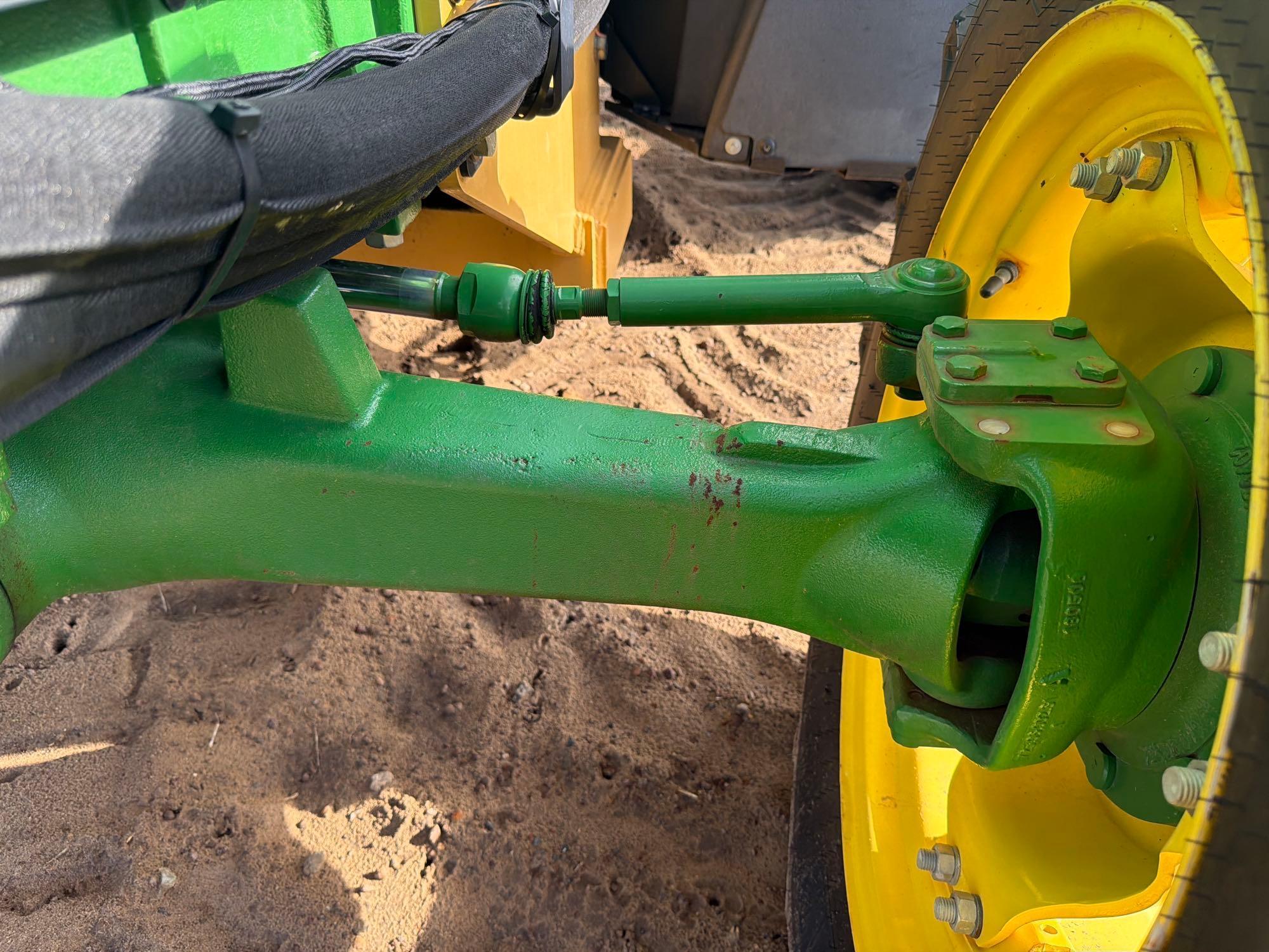 John Deere 5100E