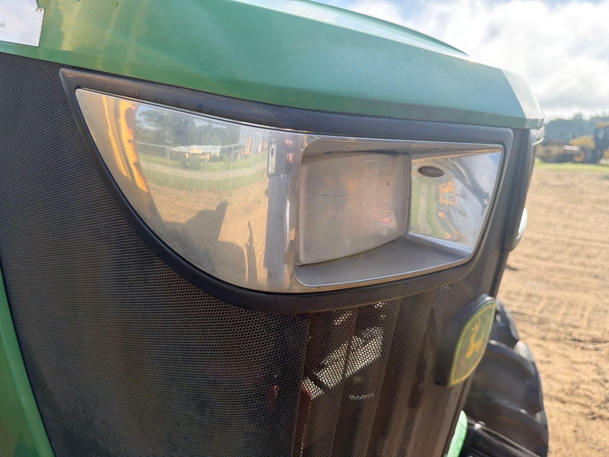 John Deere 5100E