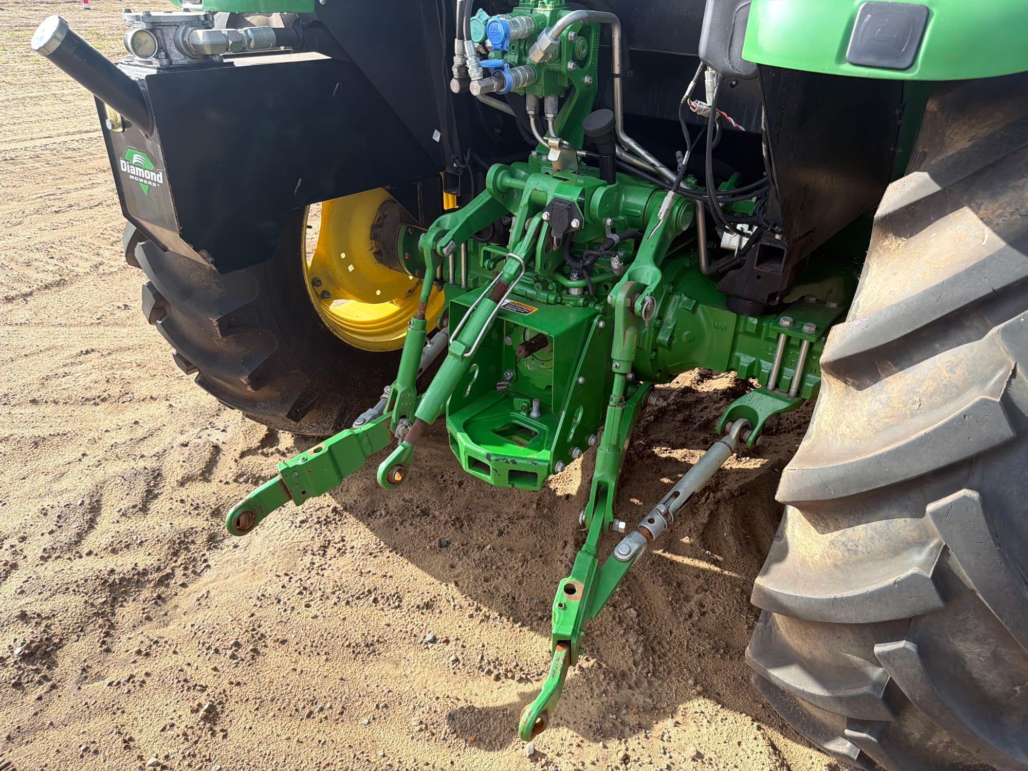 John Deere 5100E