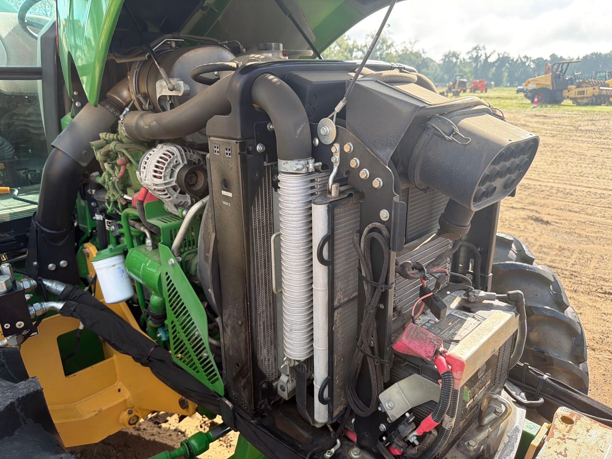 John Deere 5100E