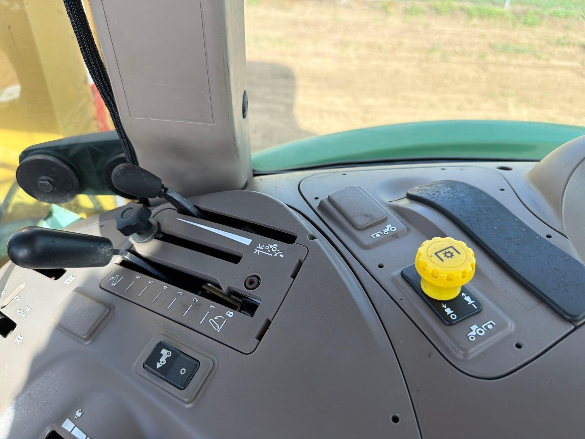 John Deere 5100E