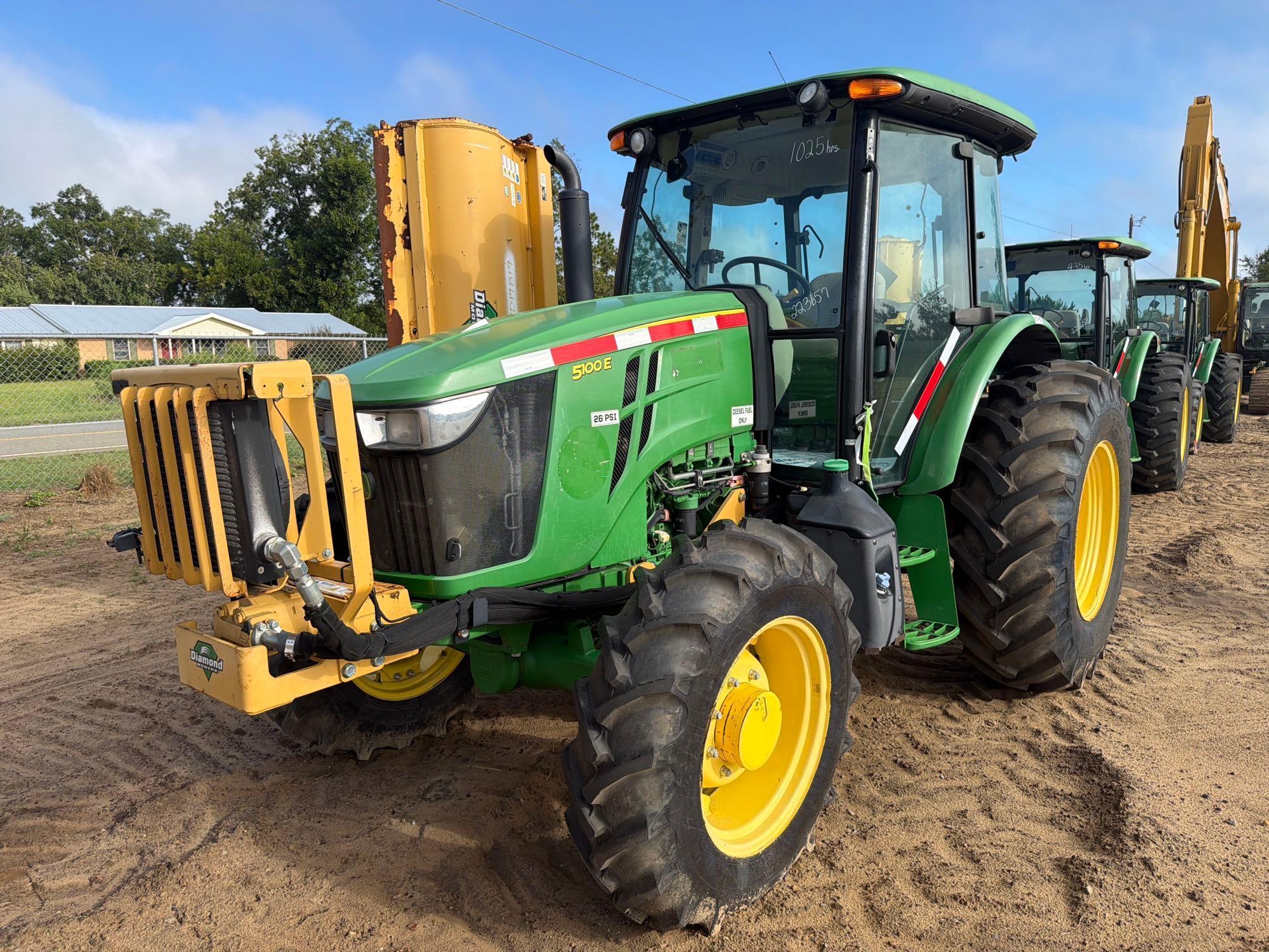 John Deere 5100E