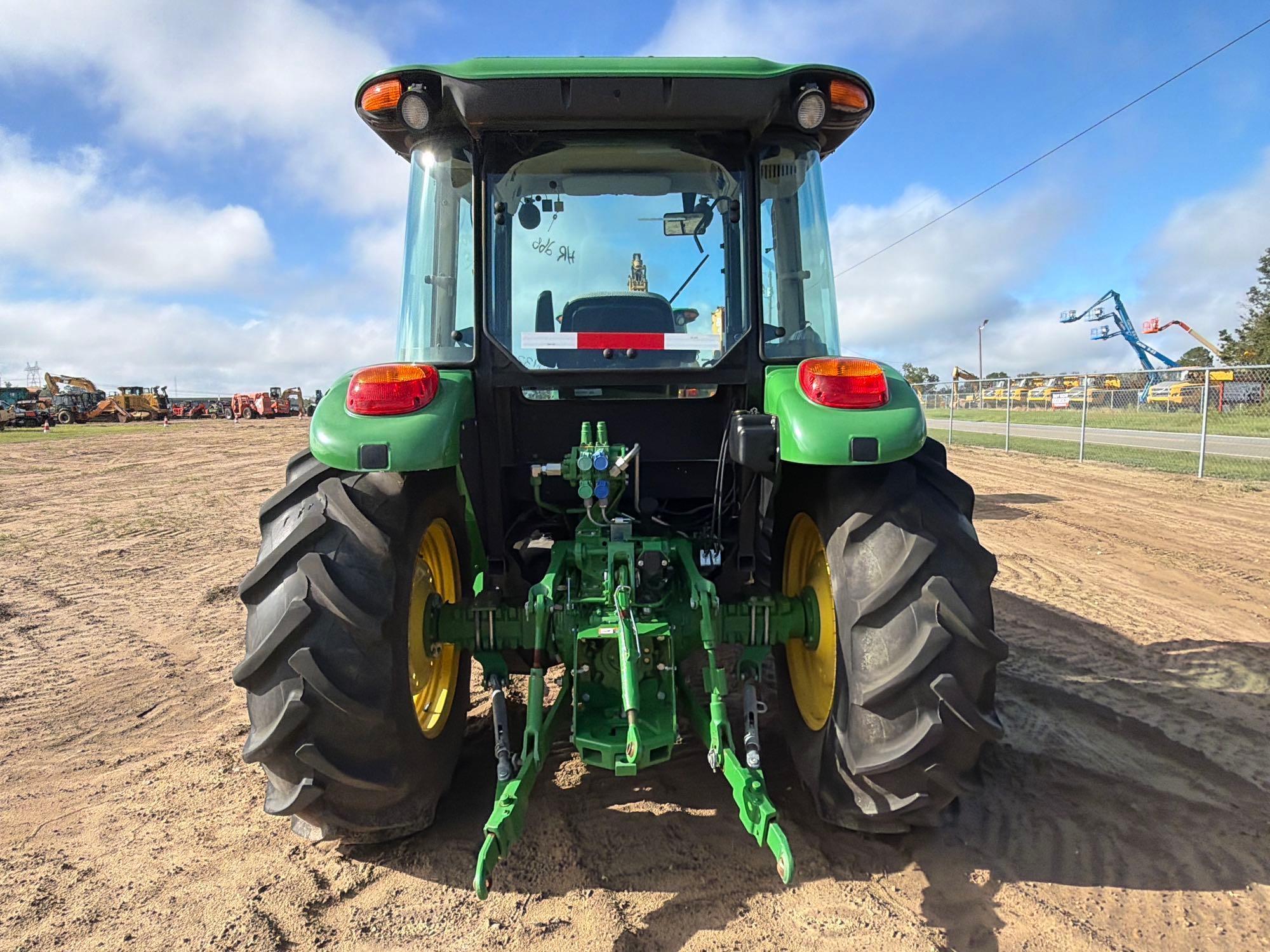 John Deere 5100E